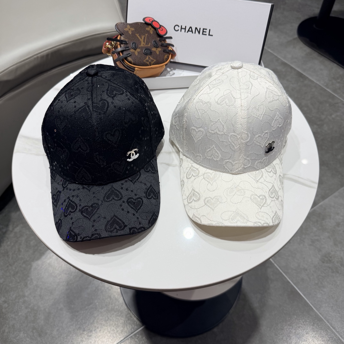 CHANEL香奈儿 新款简约棒球帽，新款出货，大牌款超好搭配，赶紧入手！