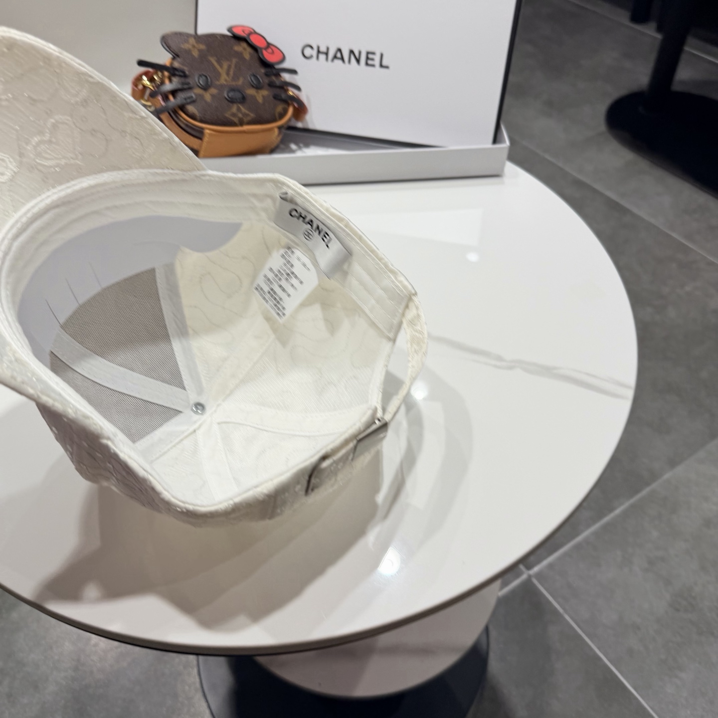 CHANEL香奈儿 新款简约棒球帽，新款出货，大牌款超好搭配，赶紧入手！