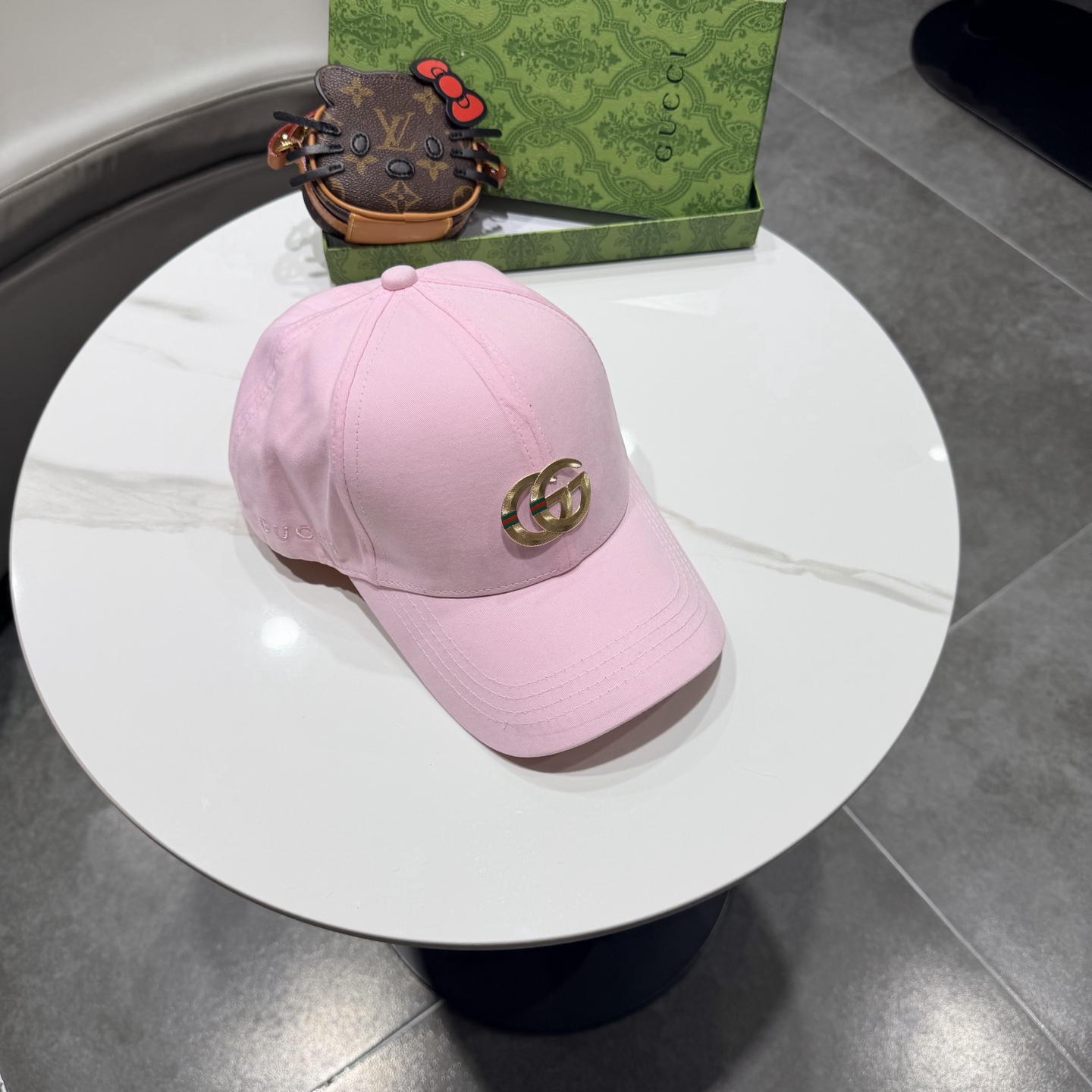 GUCCI古奇棒球帽 😍新款棒球帽，重工打造♥️高端大气，百搭款🤗男女通用！