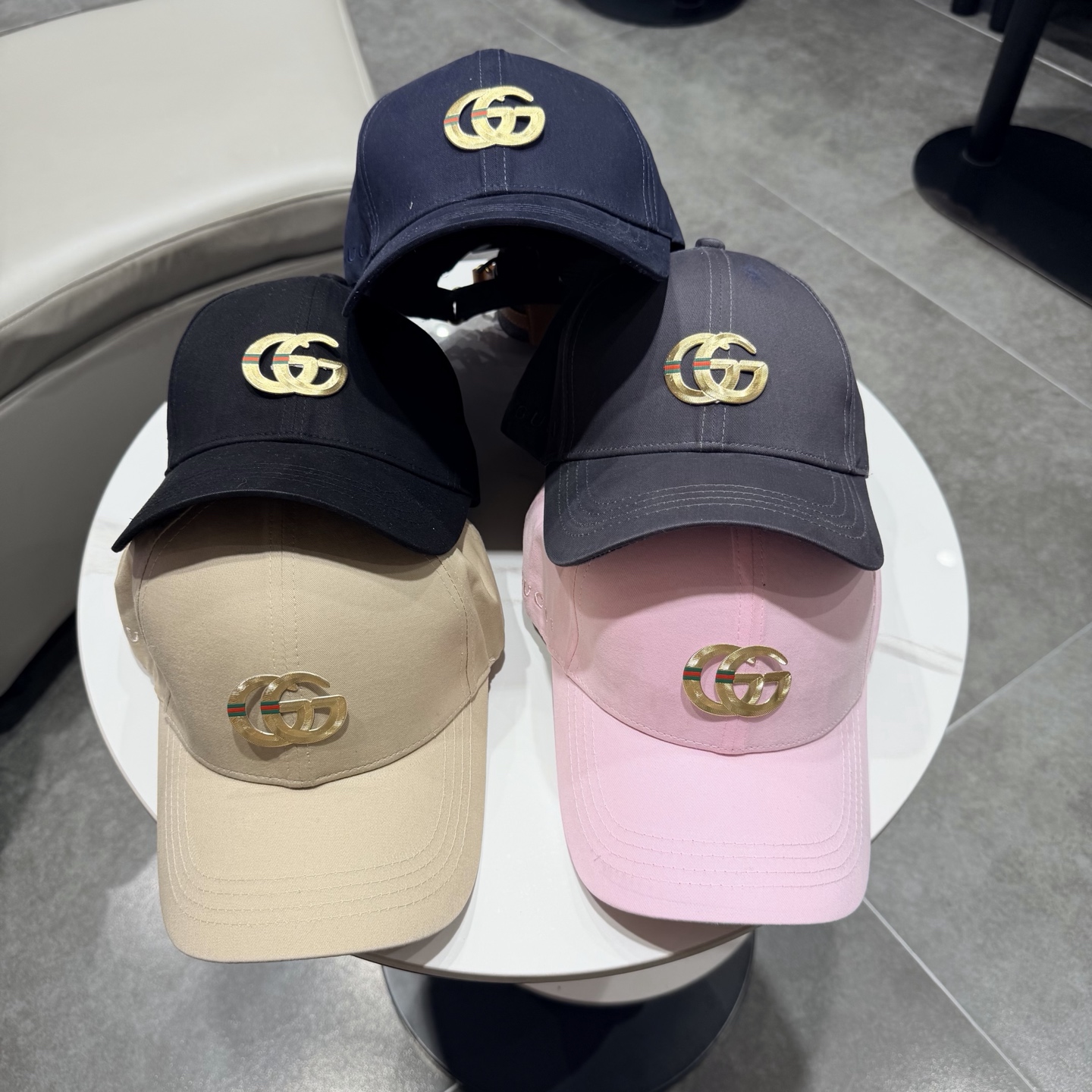 GUCCI古奇棒球帽 😍新款棒球帽，重工打造♥️高端大气，百搭款🤗男女通用！