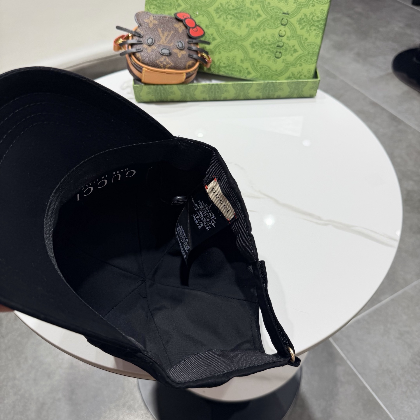 GUCCI古奇棒球帽 😍新款棒球帽，重工打造♥️高端大气，百搭款🤗男女通用！