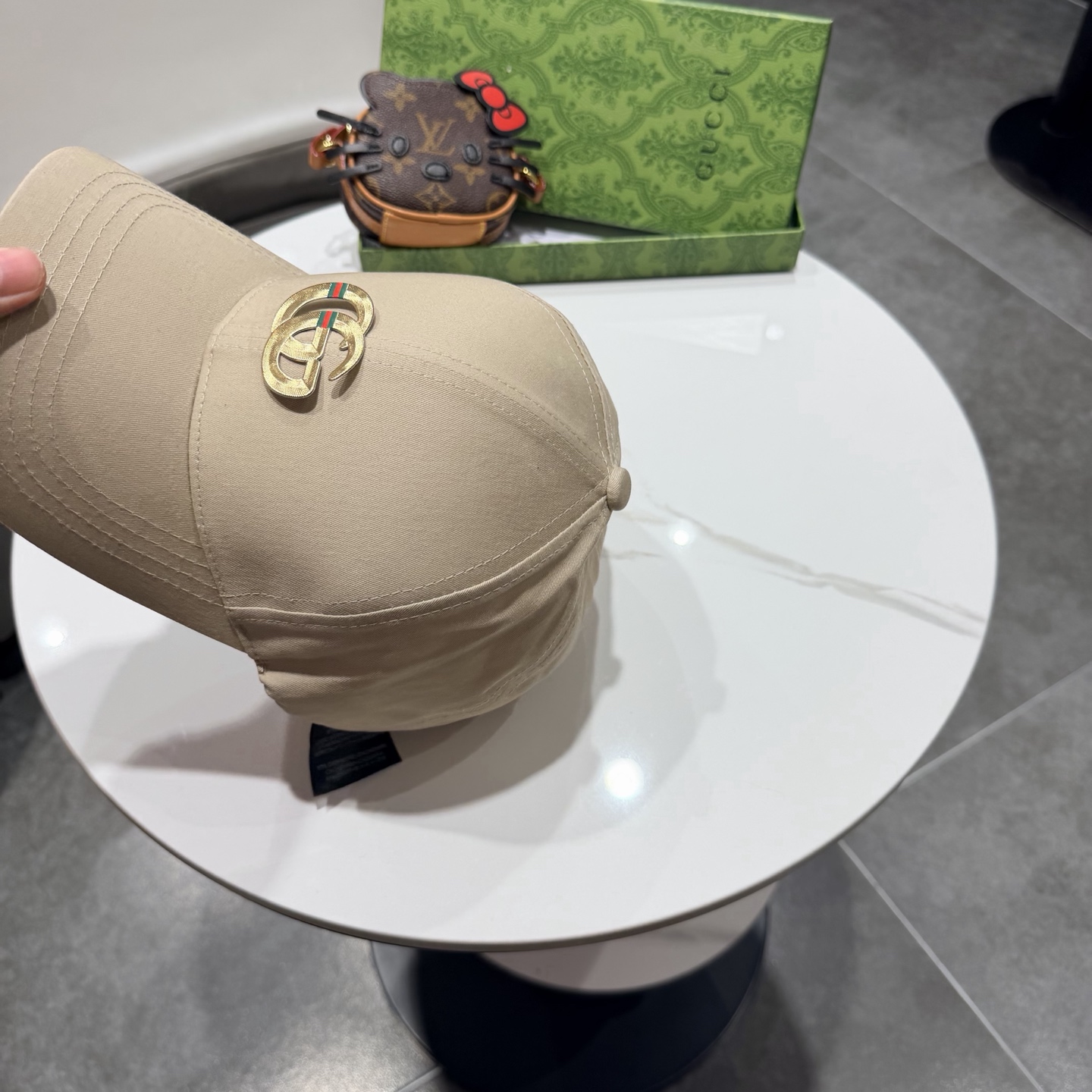 GUCCI古奇棒球帽 😍新款棒球帽，重工打造♥️高端大气，百搭款🤗男女通用！