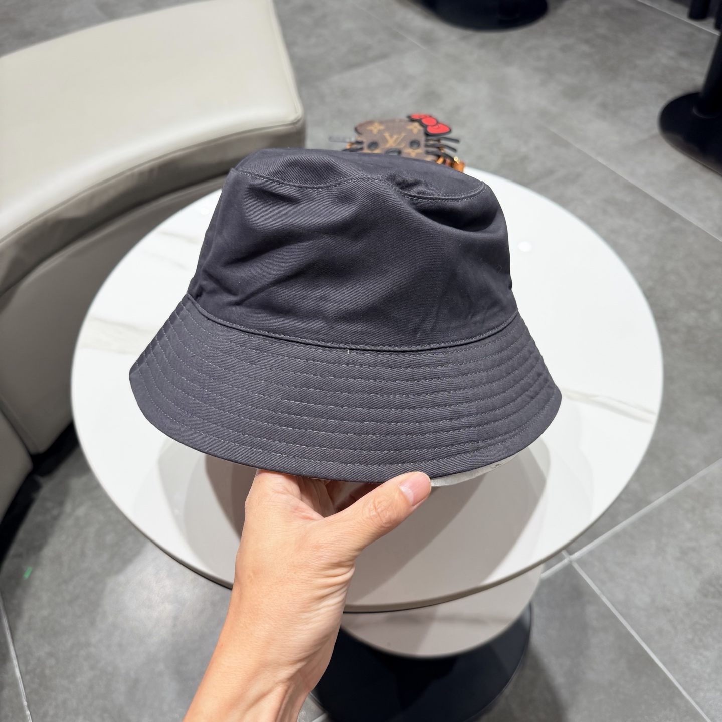 Burberry（巴宝莉）原单双面渔夫帽  专柜热卖款纯棉内里，轻盈透气。完美版型，对格精准无误，原厂品