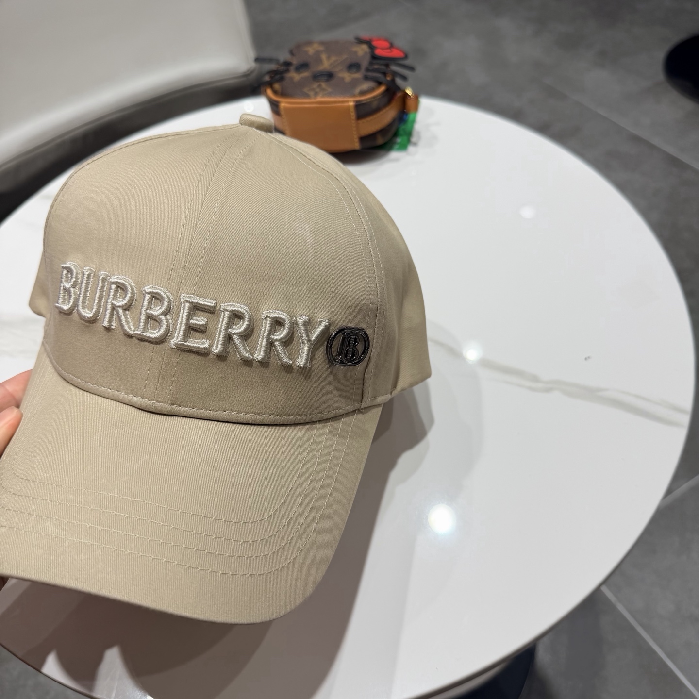 巴宝莉BURBERRY官网同步上线 韩版新款英伦风定制款1:1原单品质 男女通用棒球帽 美邦工艺 高版品
