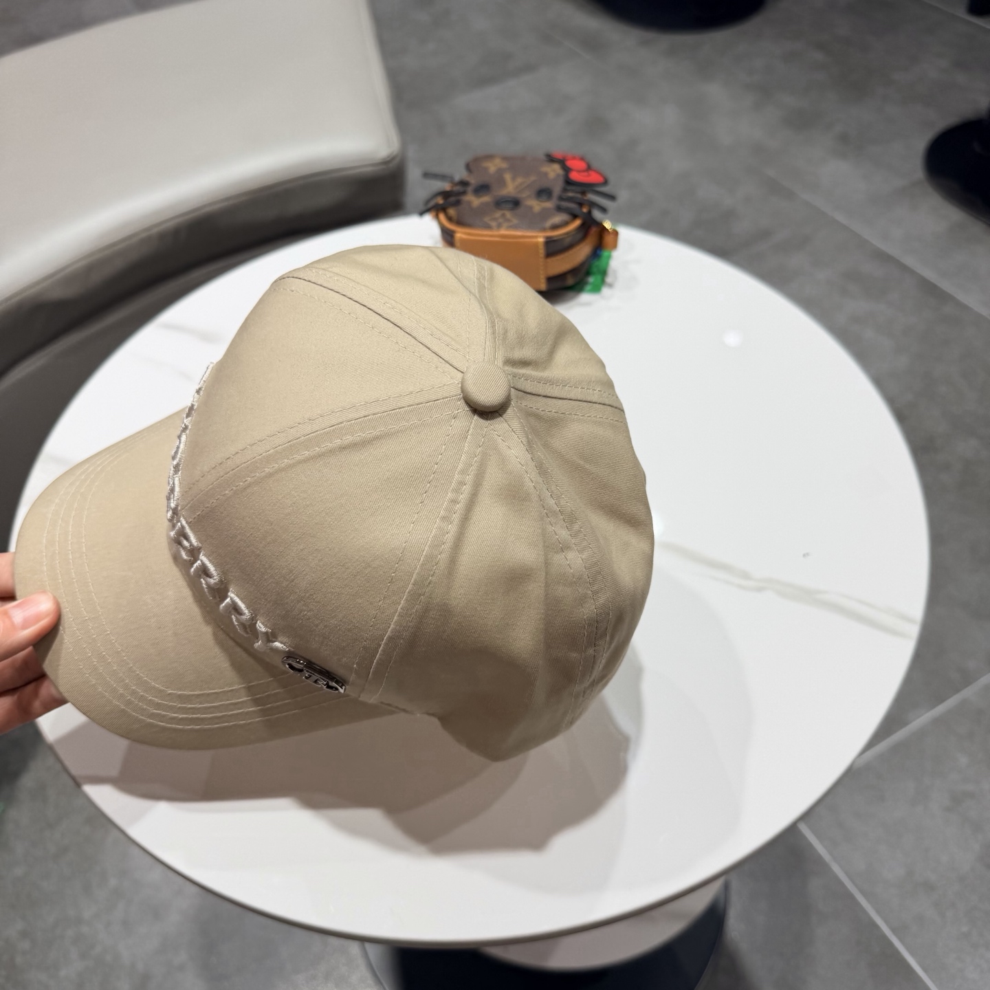 巴宝莉BURBERRY官网同步上线 韩版新款英伦风定制款1:1原单品质 男女通用棒球帽 美邦工艺 高版品