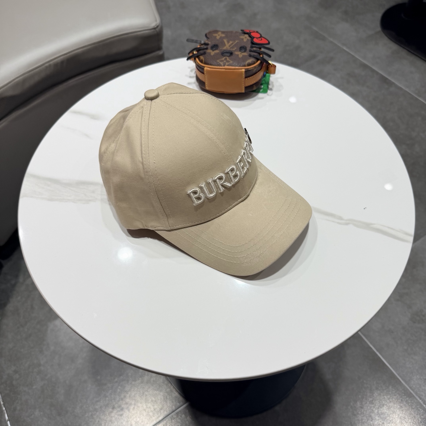 巴宝莉BURBERRY官网同步上线 韩版新款英伦风定制款1:1原单品质 男女通用棒球帽 美邦工艺 高版品