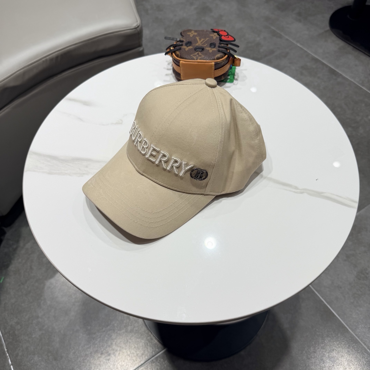 巴宝莉BURBERRY官网同步上线 韩版新款英伦风定制款1:1原单品质 男女通用棒球帽 美邦工艺 高版品
