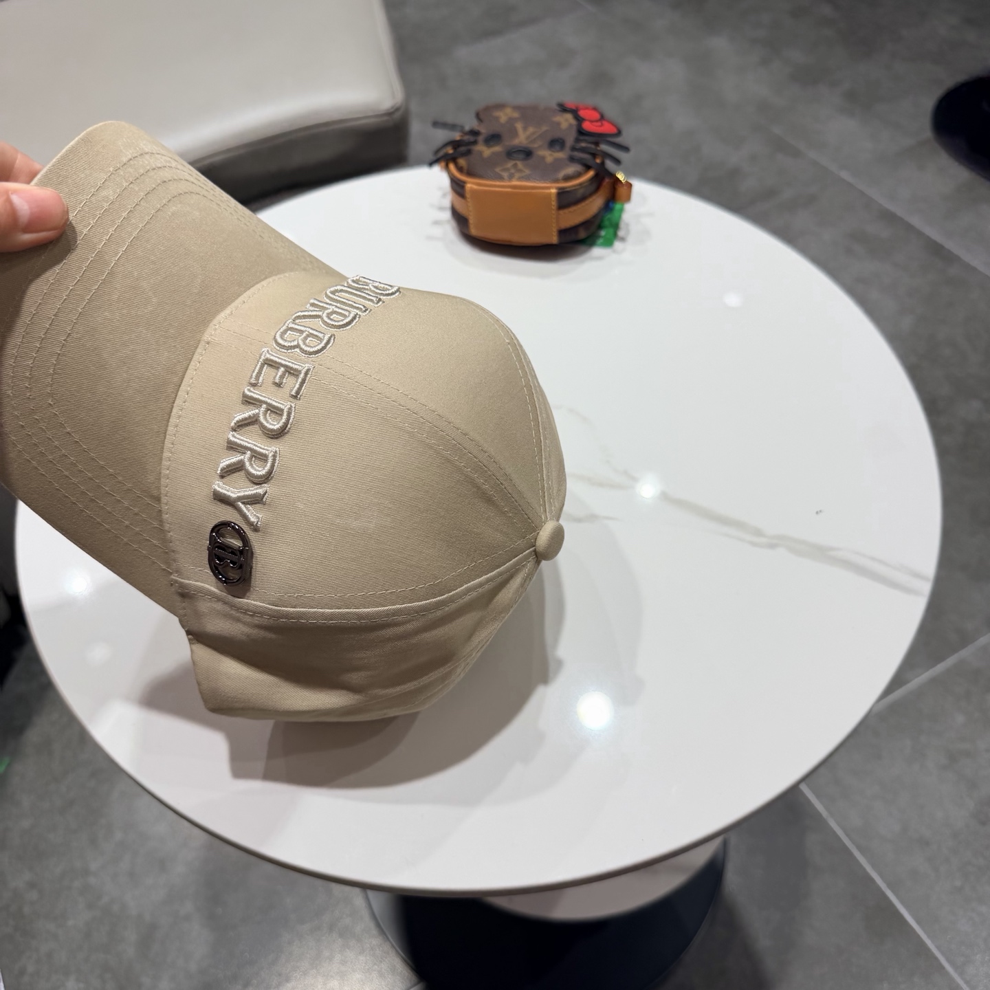 巴宝莉BURBERRY官网同步上线 韩版新款英伦风定制款1:1原单品质 男女通用棒球帽 美邦工艺 高版品