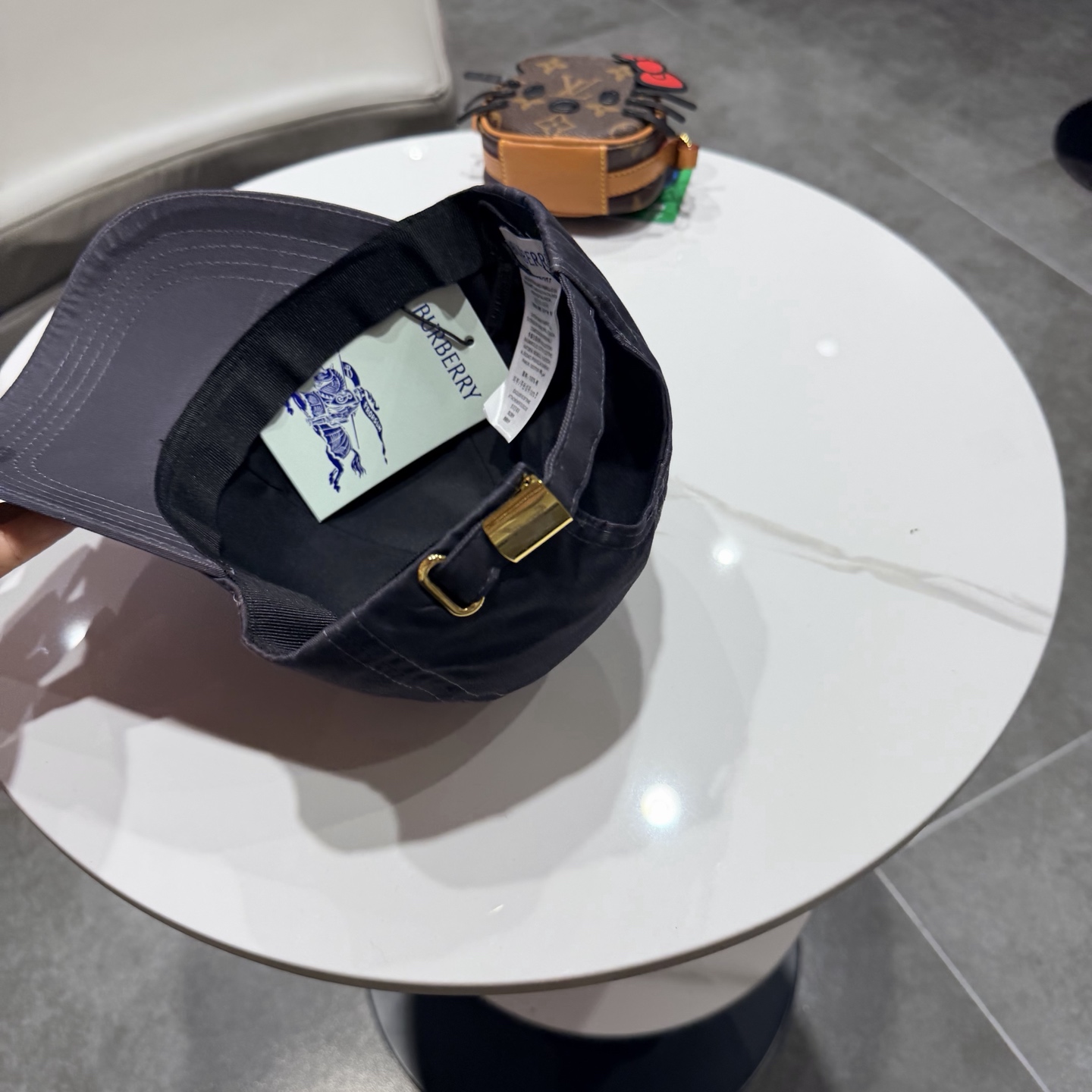 巴宝莉BURBERRY官网同步上线 韩版新款英伦风定制款1:1原单品质 男女通用棒球帽 美邦工艺 高版品