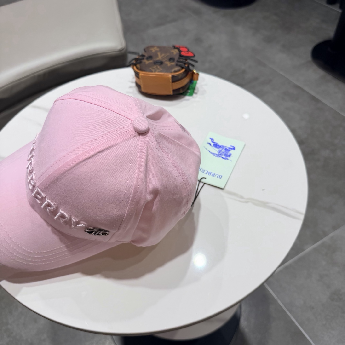 巴宝莉BURBERRY官网同步上线 韩版新款英伦风定制款1:1原单品质 男女通用棒球帽 美邦工艺 高版品