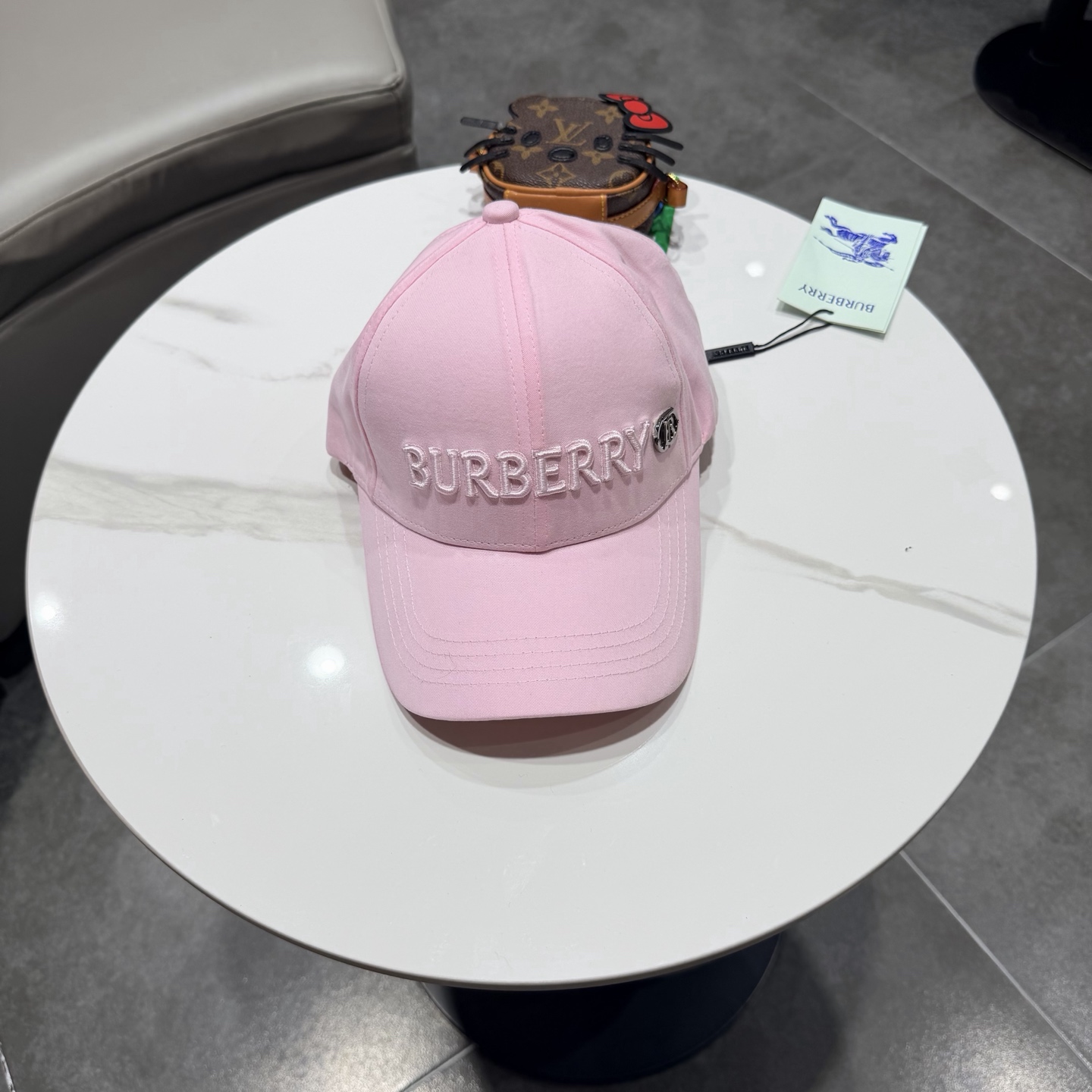 巴宝莉BURBERRY官网同步上线 韩版新款英伦风定制款1:1原单品质 男女通用棒球帽 美邦工艺 高版品