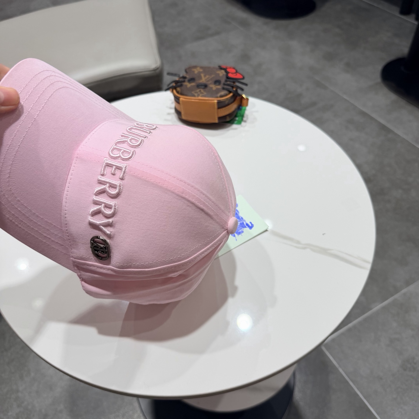 巴宝莉BURBERRY官网同步上线 韩版新款英伦风定制款1:1原单品质 男女通用棒球帽 美邦工艺 高版品