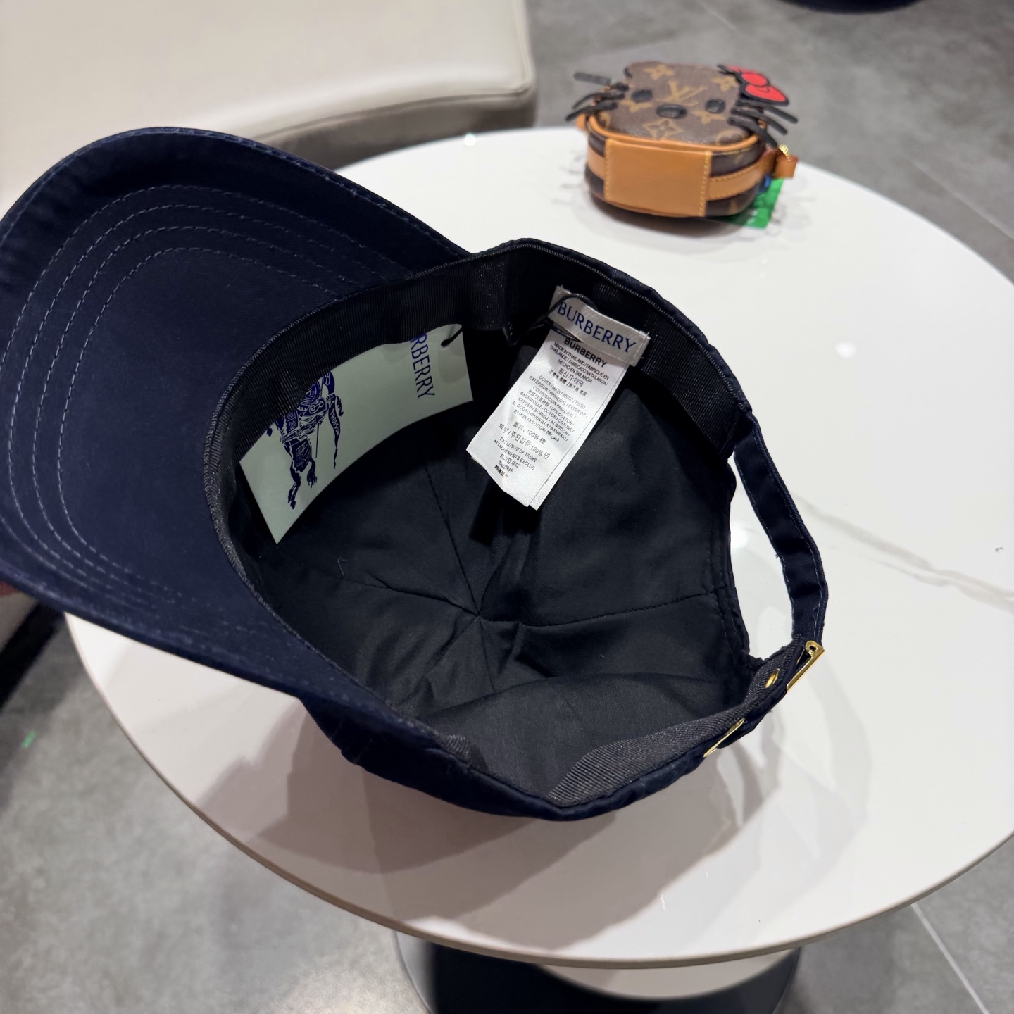 巴宝莉BURBERRY官网同步上线 韩版新款英伦风定制款1:1原单品质 男女通用棒球帽 美邦工艺 高版品