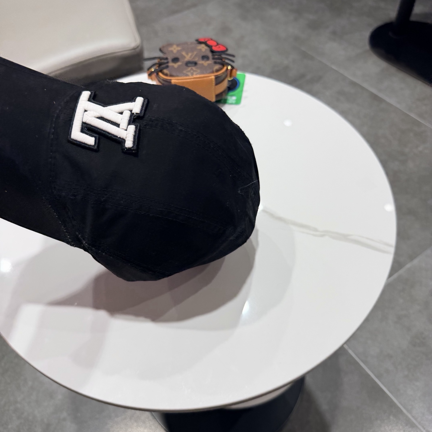 路易威登棒球帽LouisVuitton🧢  LV棒球帽，简约大气，男女通用