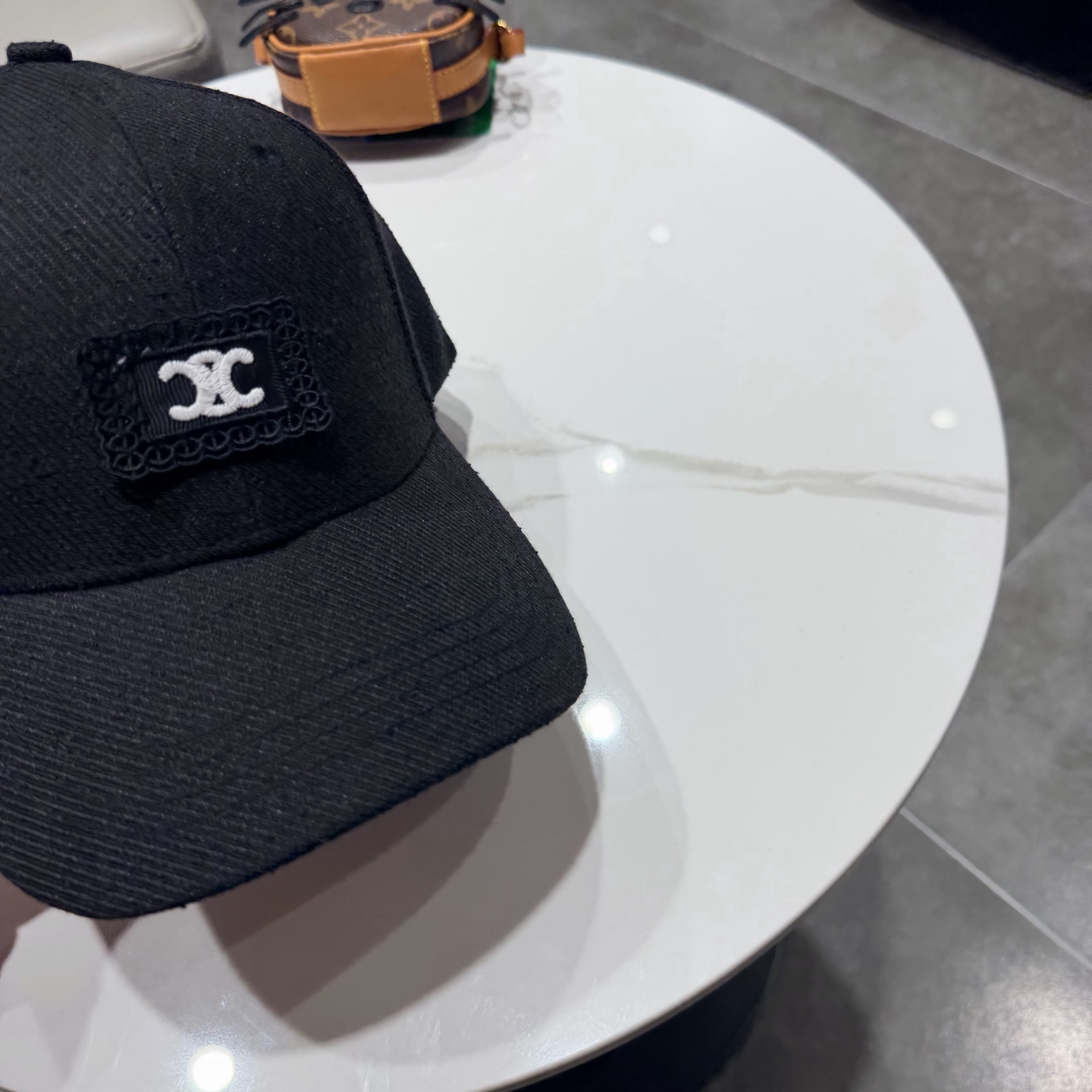 【CELINE赛琳】新款经典休闲潮流款 棒球帽日韩风格，随便搭配都超好看！出门旅游，绝对要入手的一款