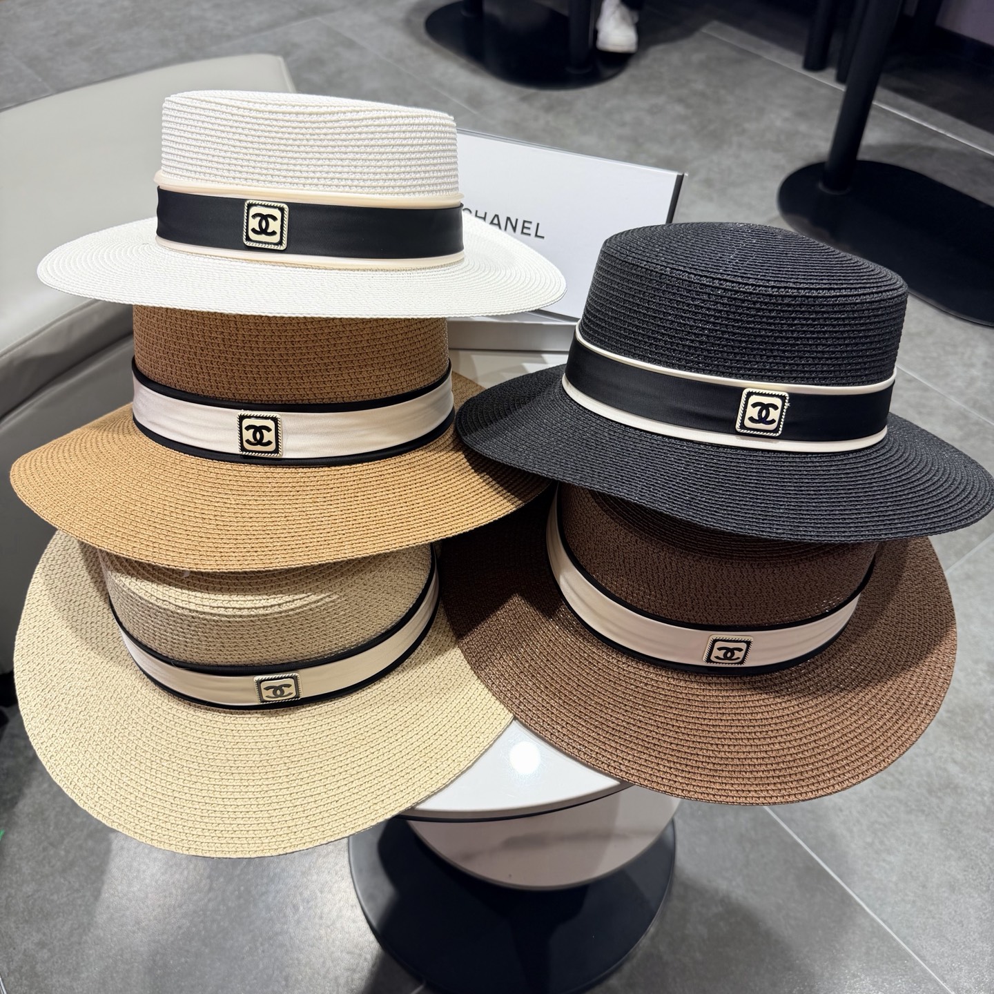Chanel香奈草帽遮阳帽、夏日出游搭衣必备，头围57cm