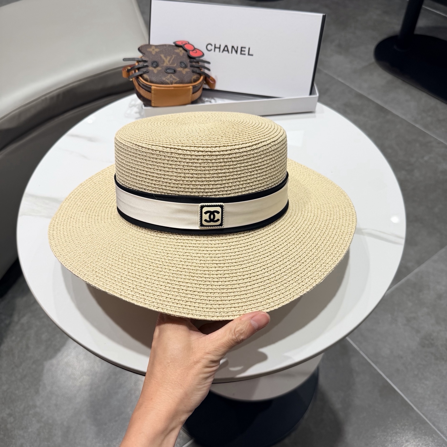 Chanel香奈草帽遮阳帽、夏日出游搭衣必备，头围57cm