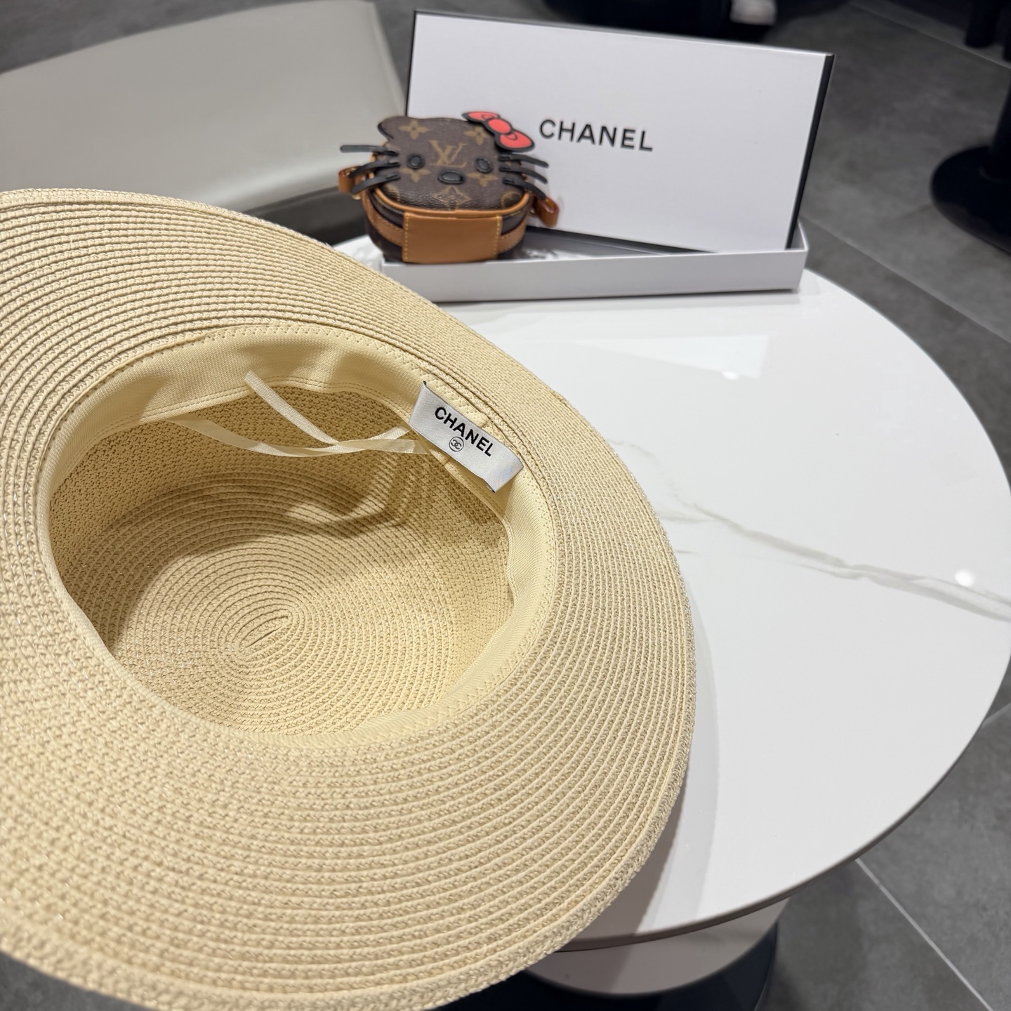 Chanel香奈草帽遮阳帽、夏日出游搭衣必备，头围57cm