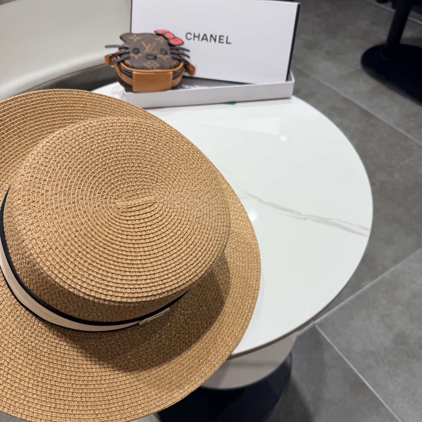 Chanel香奈草帽遮阳帽、夏日出游搭衣必备，头围57cm