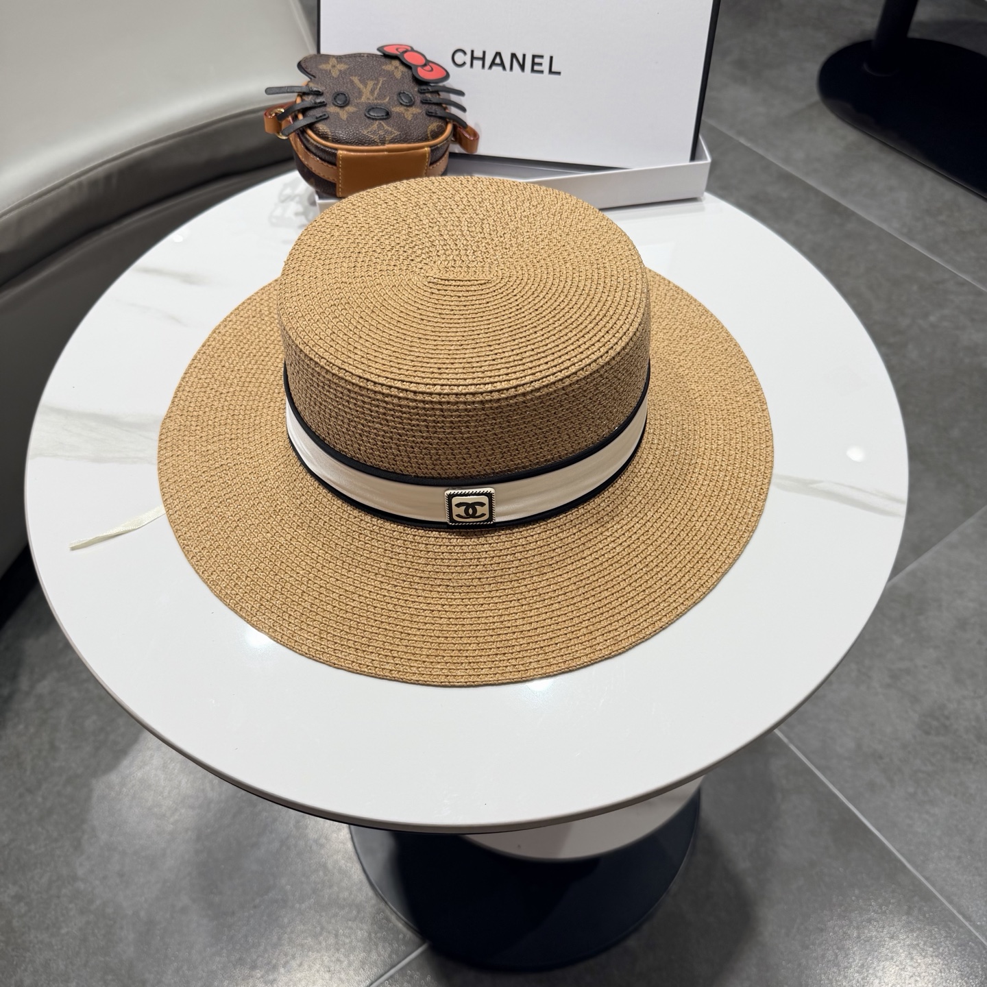 Chanel香奈草帽遮阳帽、夏日出游搭衣必备，头围57cm