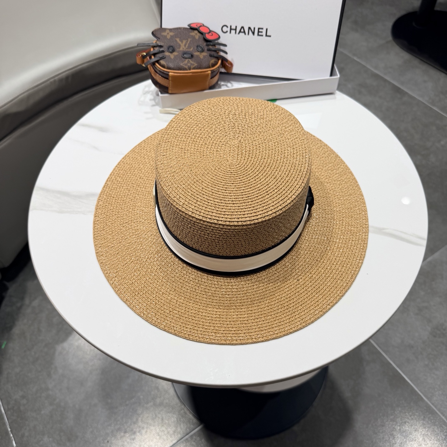 Chanel香奈草帽遮阳帽、夏日出游搭衣必备，头围57cm