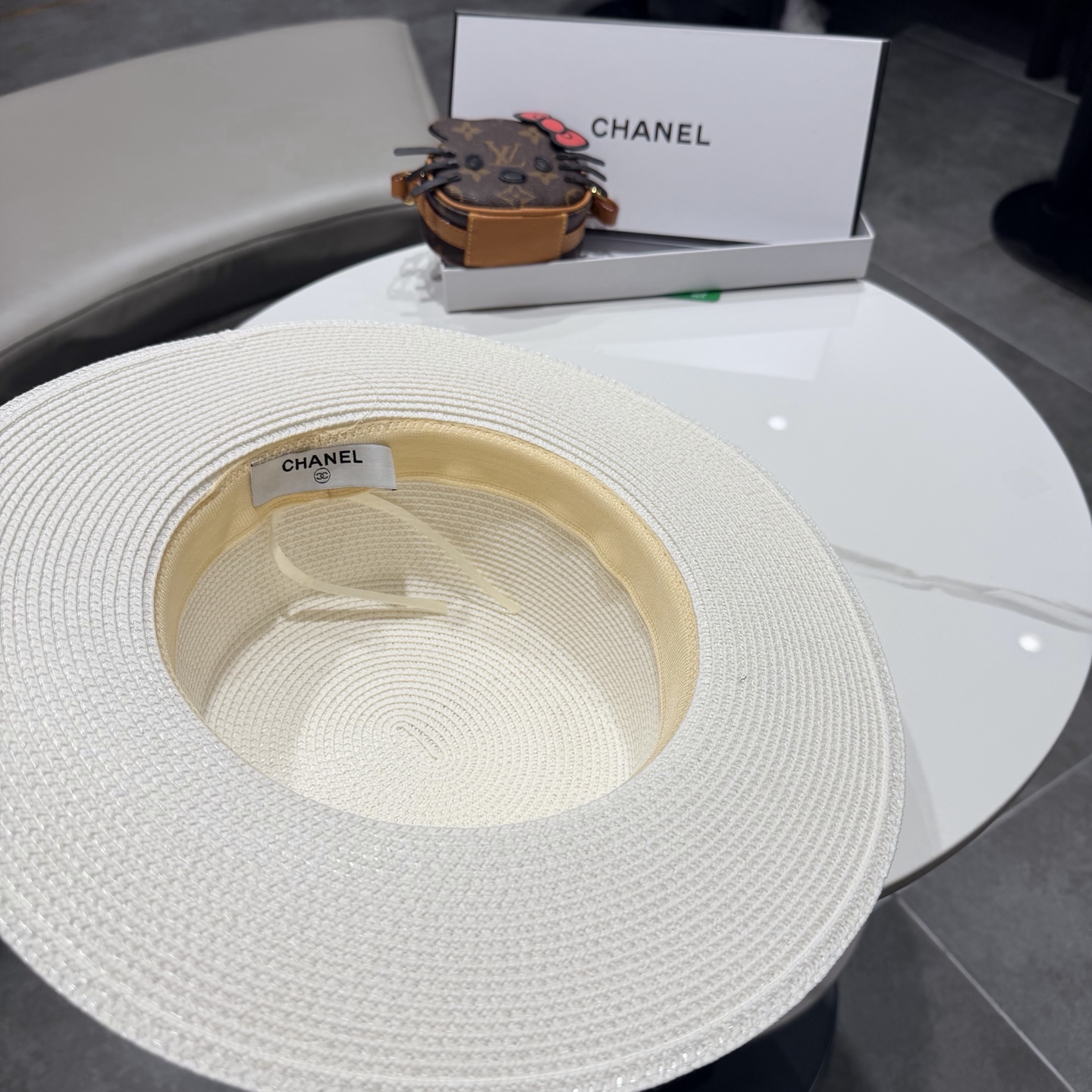 Chanel香奈草帽遮阳帽、夏日出游搭衣必备，头围57cm