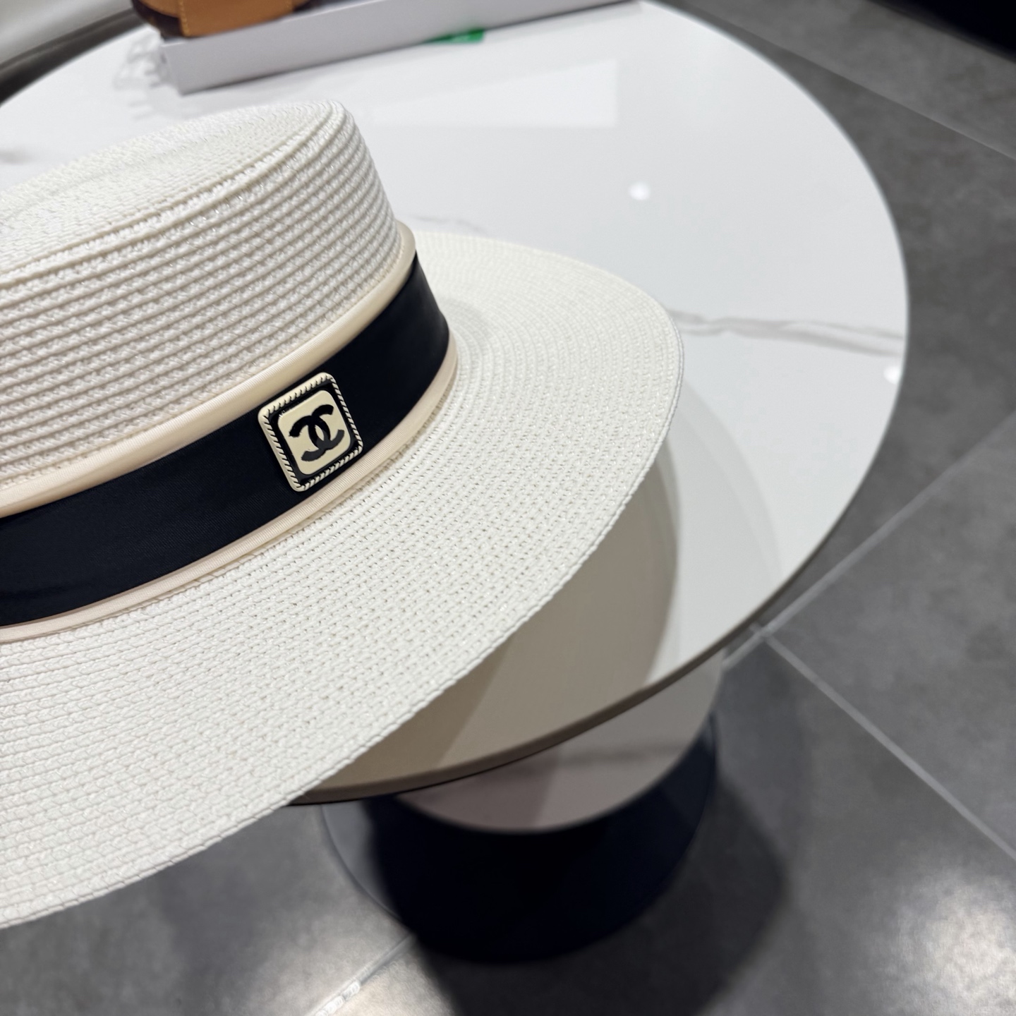 Chanel香奈草帽遮阳帽、夏日出游搭衣必备，头围57cm