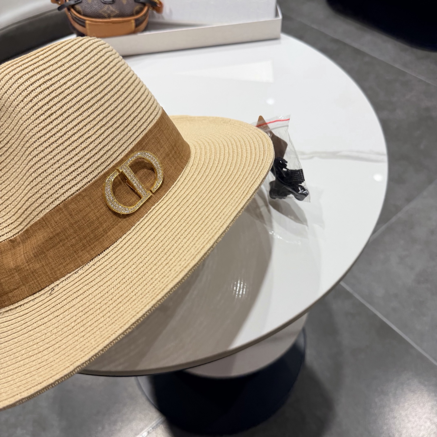 DIOR迪奥赵露思同款时尚巴拿马草帽男女通用礼帽爵士帽遮阳帽防晒出游帽子