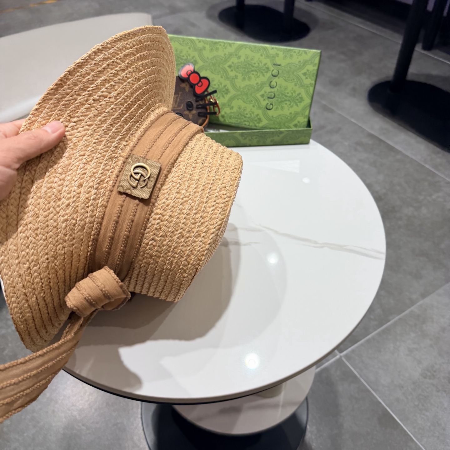 Gucci古奇新款拉菲草礼帽头围57cm
