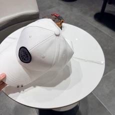加拿大大鹅北极圆盘🍁 2026最新款🧢棒球帽定制棉质面料!!整体透气性很好,精致的字母刺绣和工整的走线, 加拿大大鹅北极圆盘🍁 2026最新款🧢棒球帽定制棉质面料!!整体透气性很好,精致的字母刺绣和工整的走线,