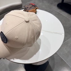 加拿大大鹅北极圆盘🍁 2026最新款🧢棒球帽定制棉质面料!!整体透气性很好,精致的字母刺绣和工整的走线, 加拿大大鹅北极圆盘🍁 2026最新款🧢棒球帽定制棉质面料!!整体透气性很好,精致的字母刺绣和工整的走线,