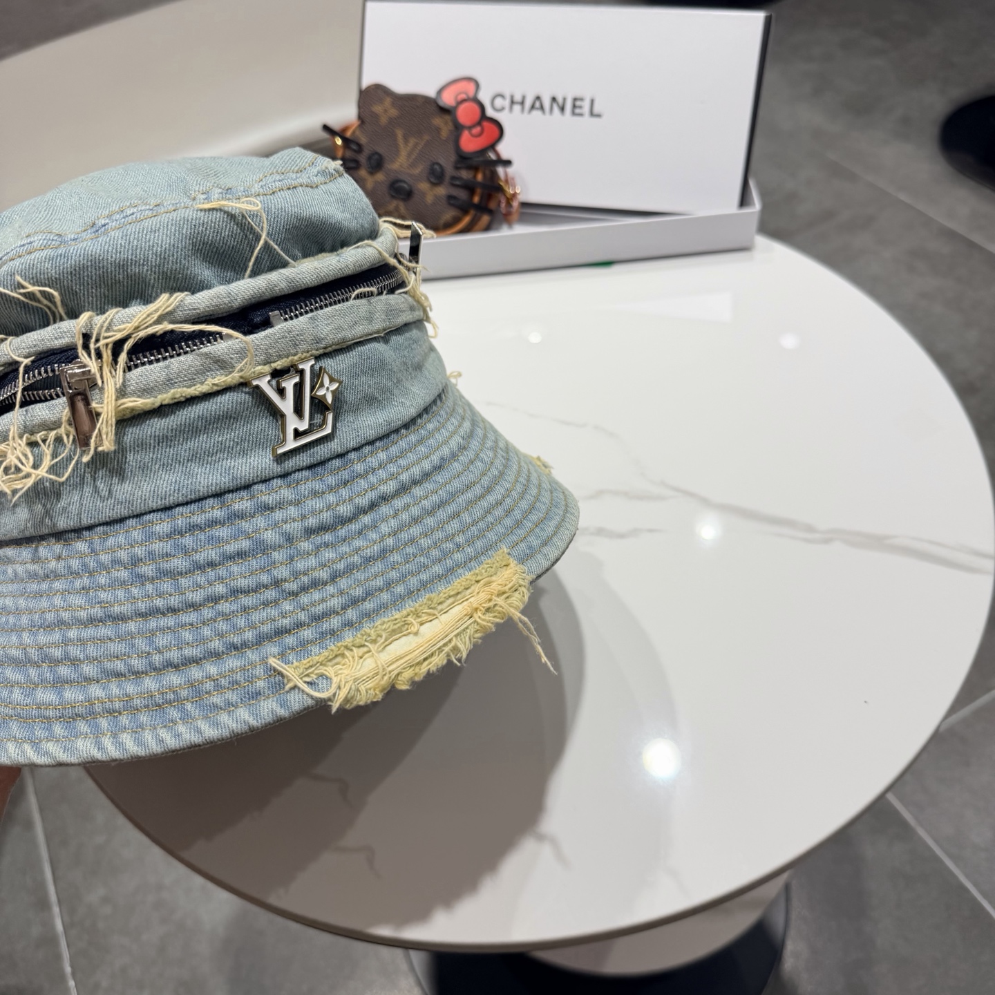 LV路易威登牛仔渔夫帽，头围57cm