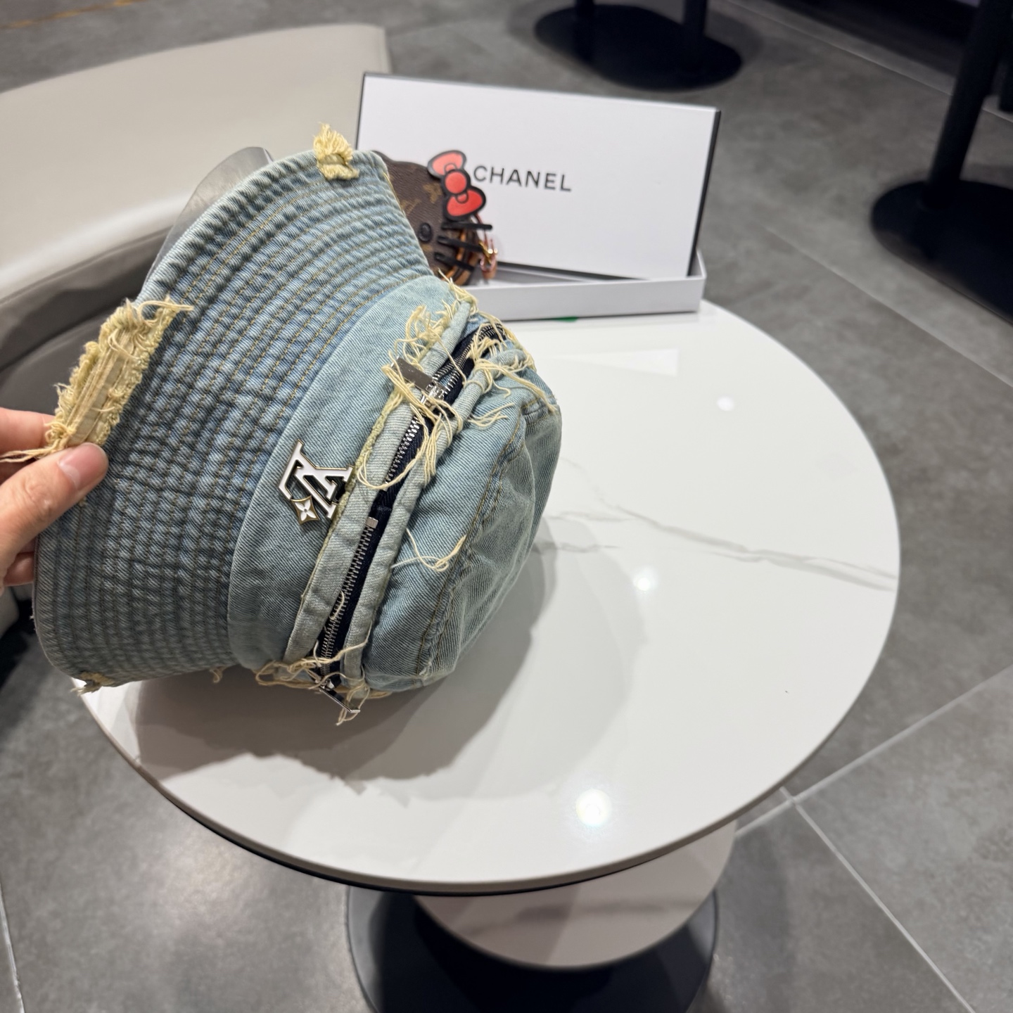 LV路易威登牛仔渔夫帽，头围57cm