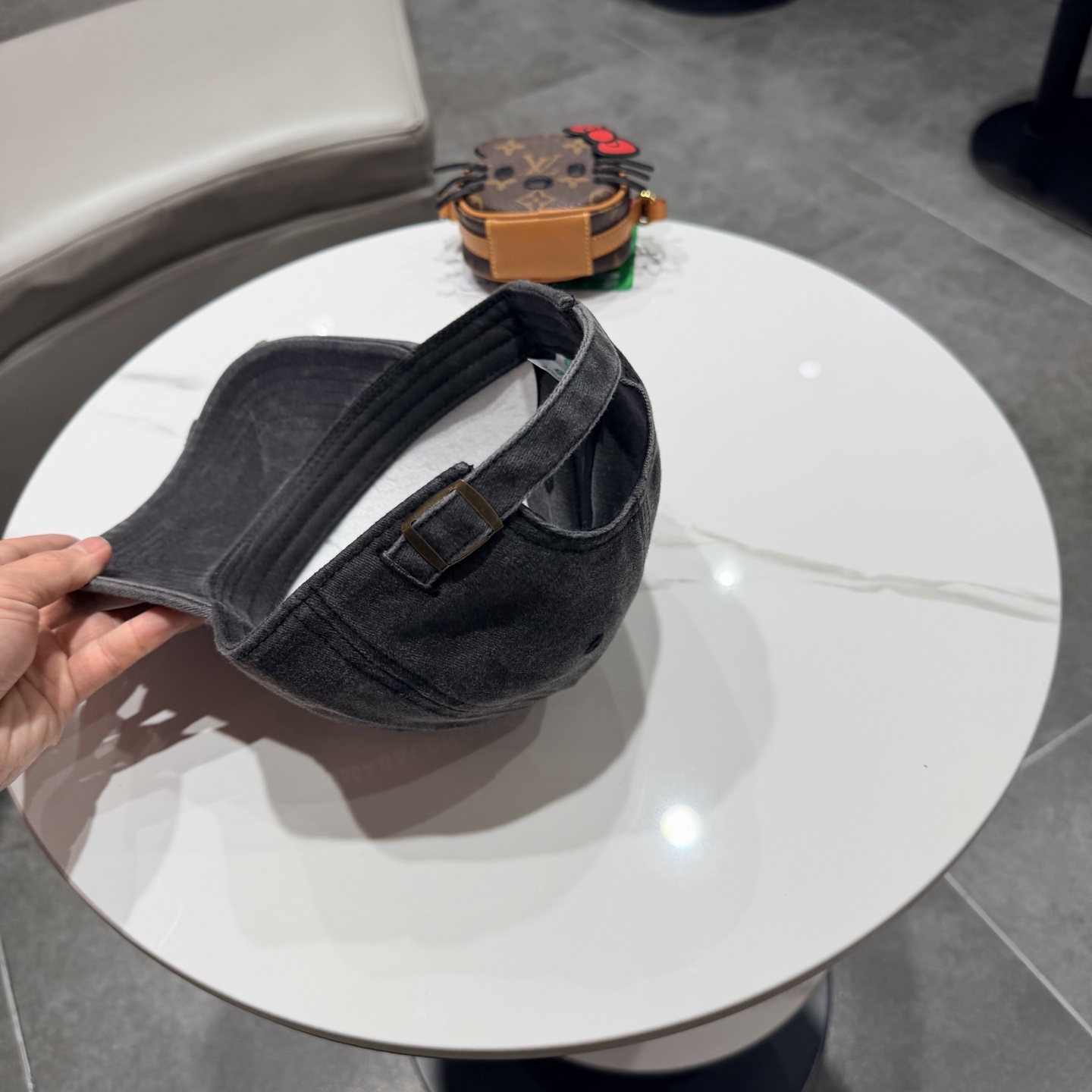 新品Balenciaga 巴黎世家字母新款棒球帽现货秒发🧢简约时尚超级无敌好看的帽子！情侣款！
