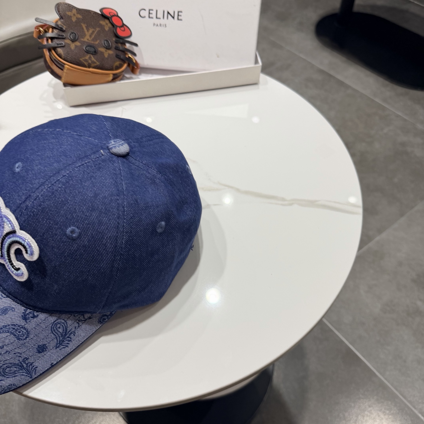 【CELINE赛琳】新款经典休闲潮流款 棒球帽日韩风格，随便搭配都超好看！出门旅游，绝对要入手的一款
