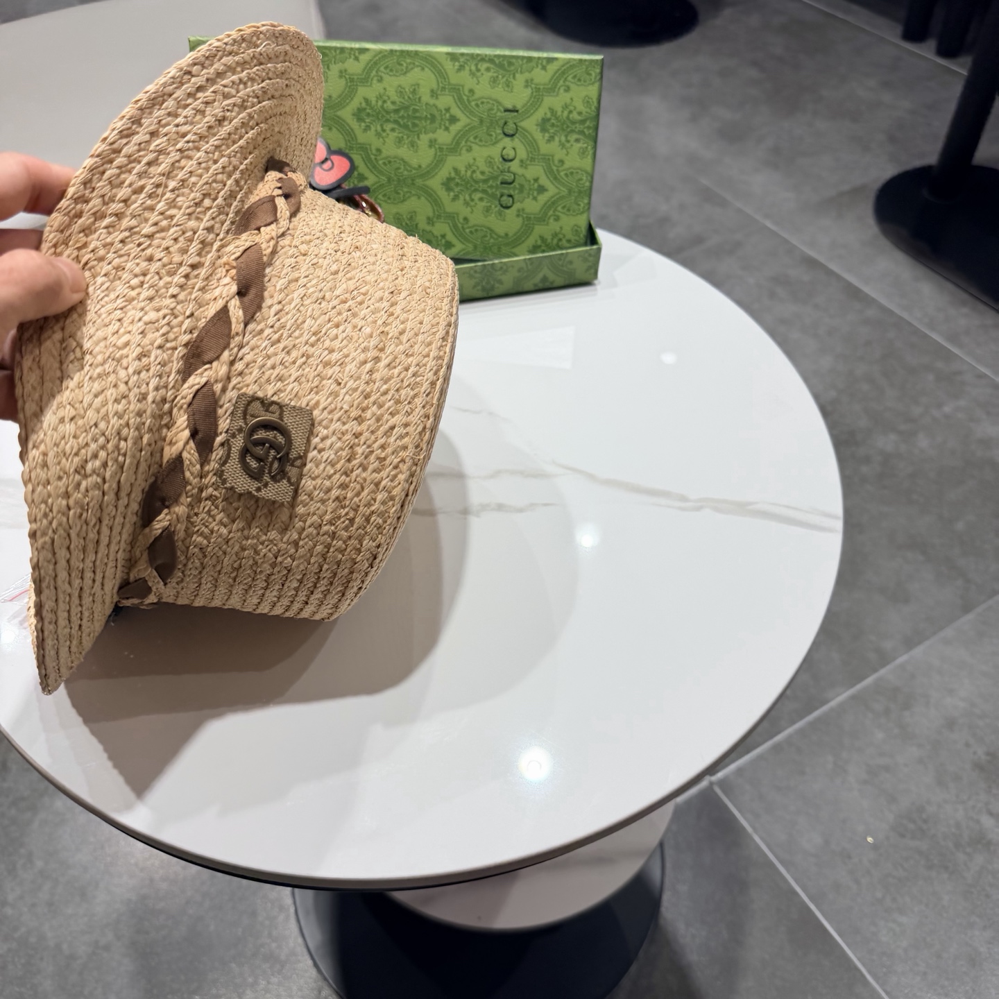 Cucci古奇新款 拉菲草礼帽，头围57cm