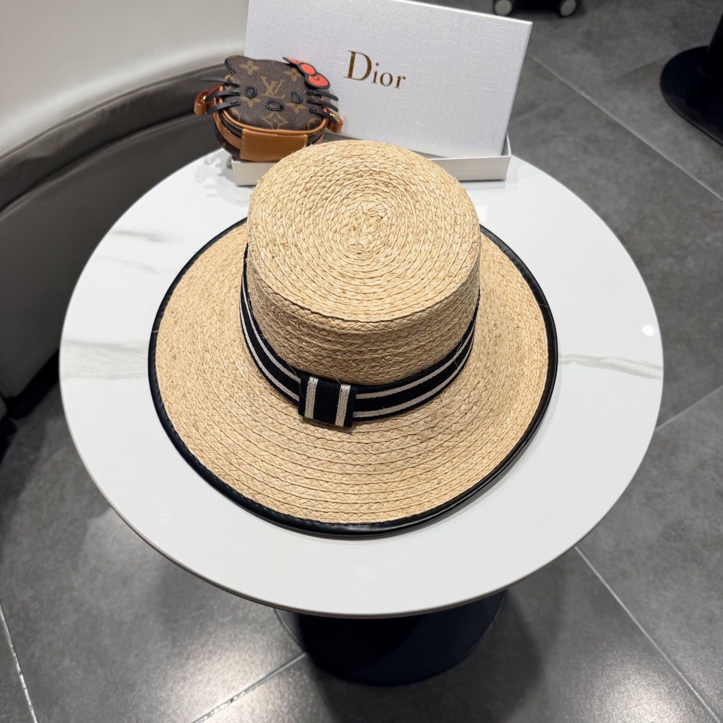 Dior迪奥拉菲草帽，旅游必备，头围57cm