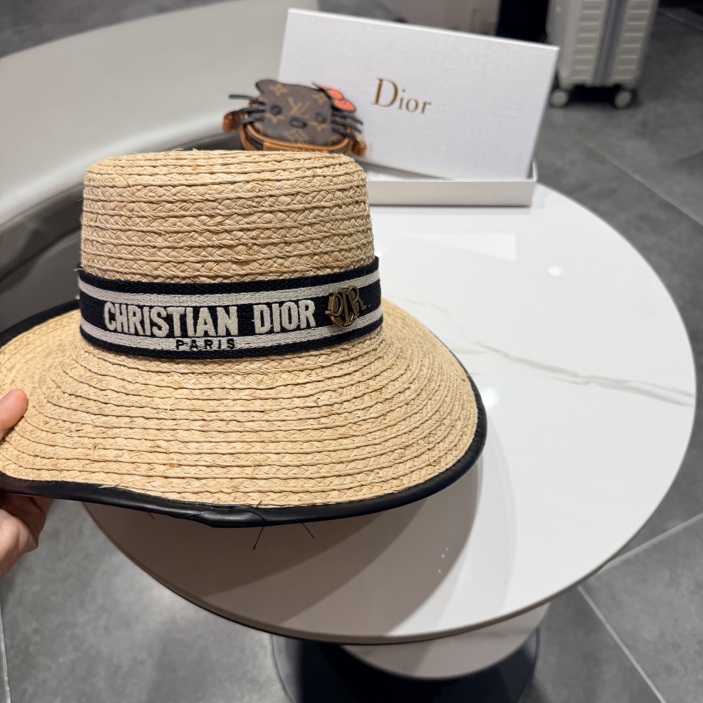 Dior迪奥拉菲草帽，旅游必备，头围57cm