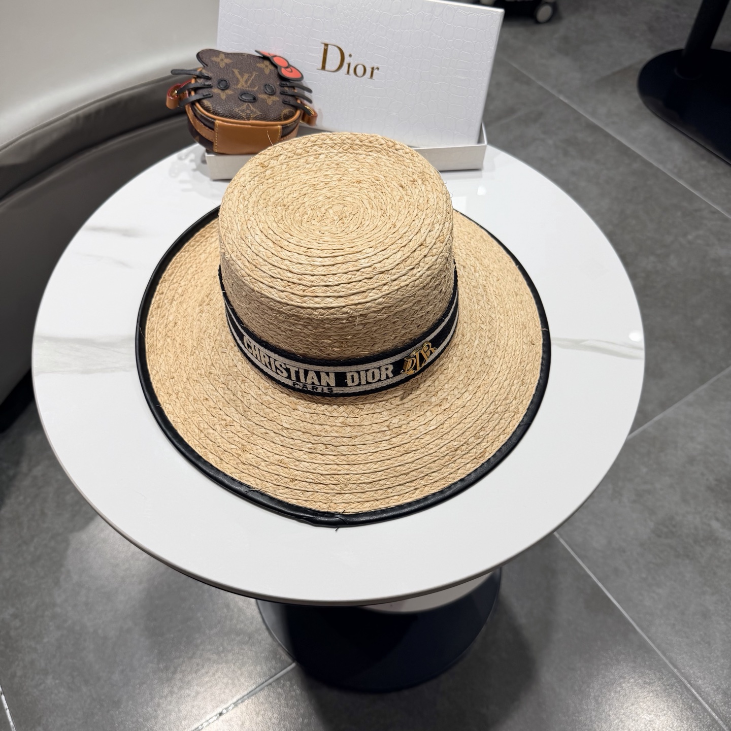 Dior迪奥拉菲草帽，旅游必备，头围57cm