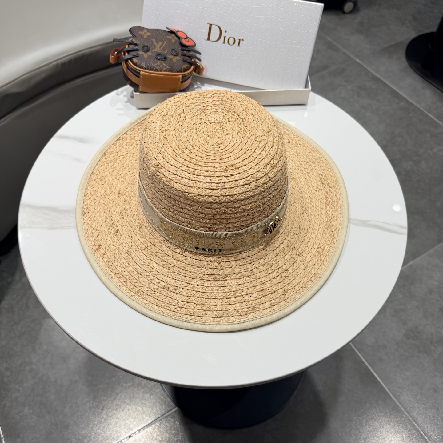 Dior迪奥拉菲草帽，旅游必备，头围57cm