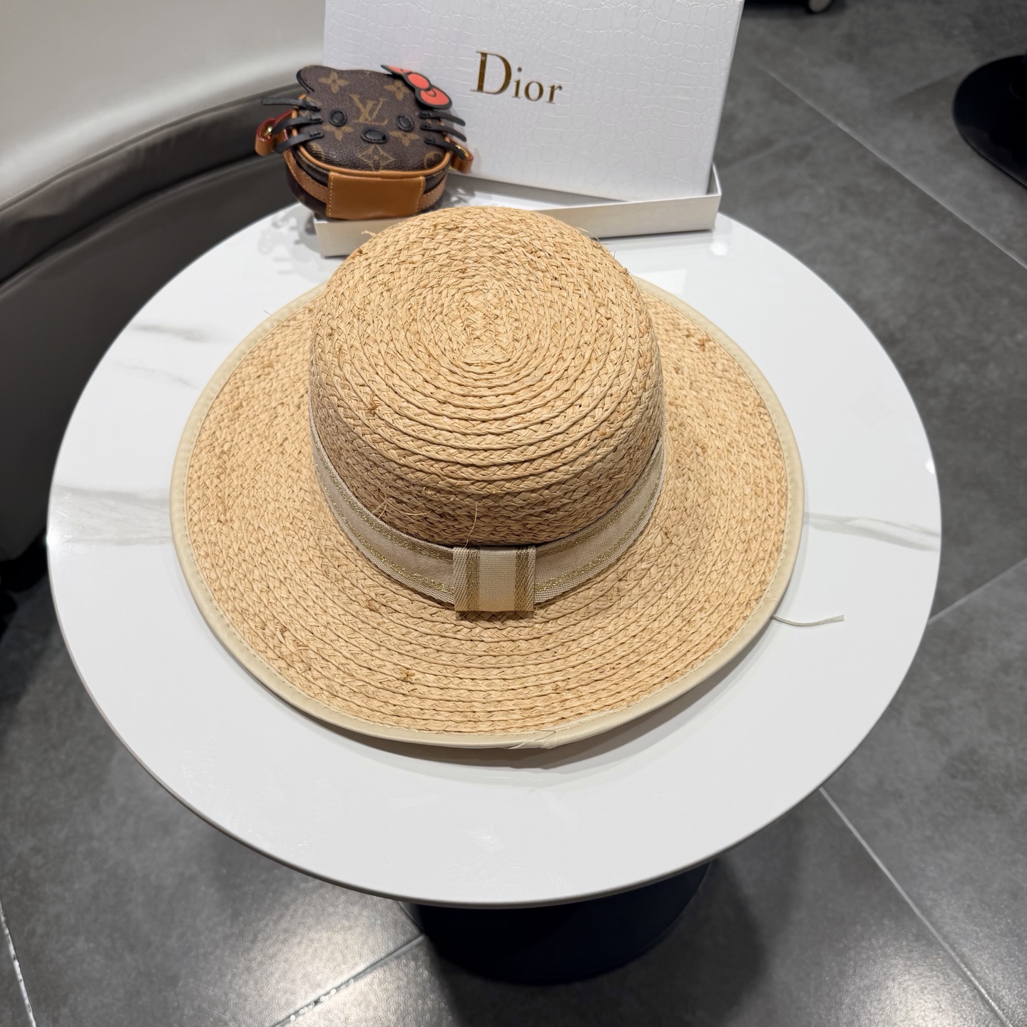 Dior迪奥拉菲草帽，旅游必备，头围57cm
