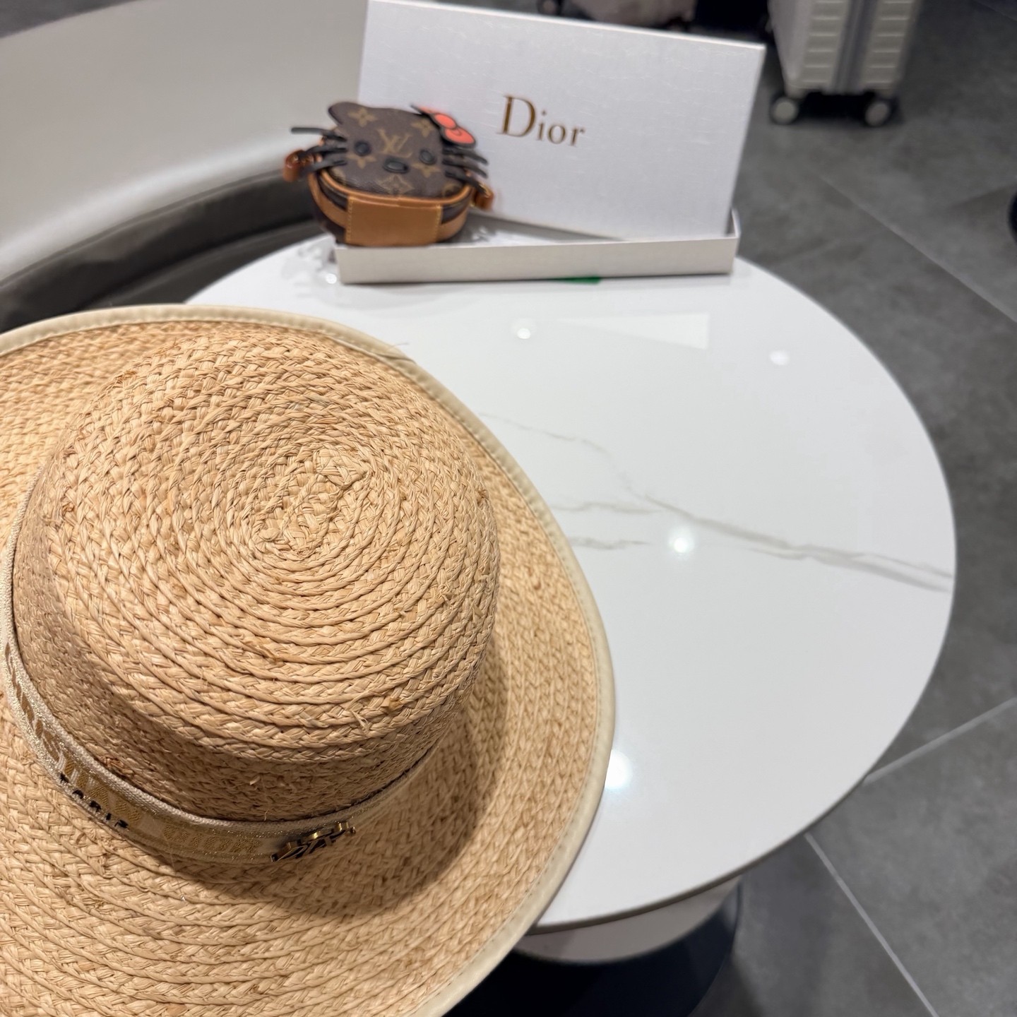 Dior迪奥拉菲草帽，旅游必备，头围57cm