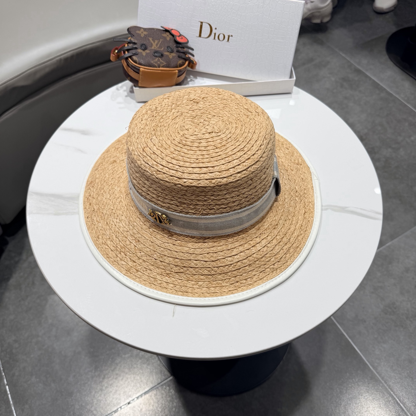 Dior迪奥拉菲草帽，旅游必备，头围57cm