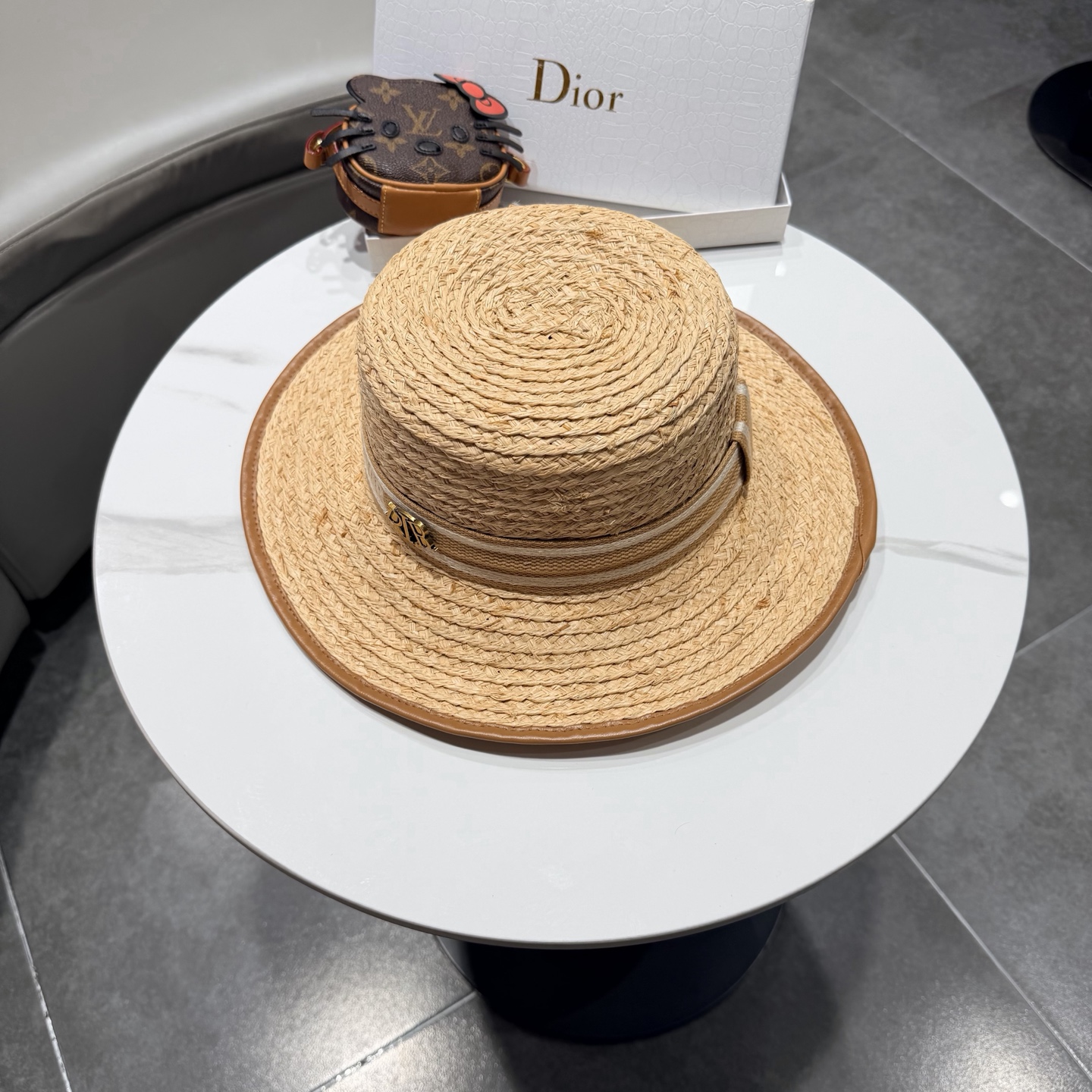 Dior迪奥拉菲草帽，旅游必备，头围57cm