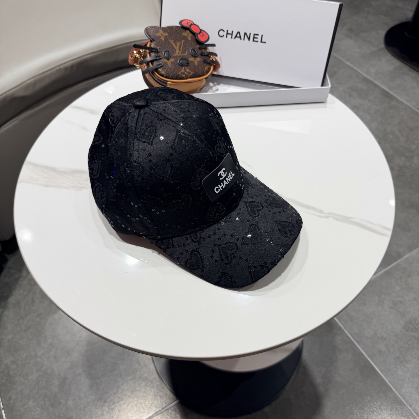 CHANEL香奈儿 新款简约棒球帽，新款出货，大牌款超好搭配，赶紧入手！