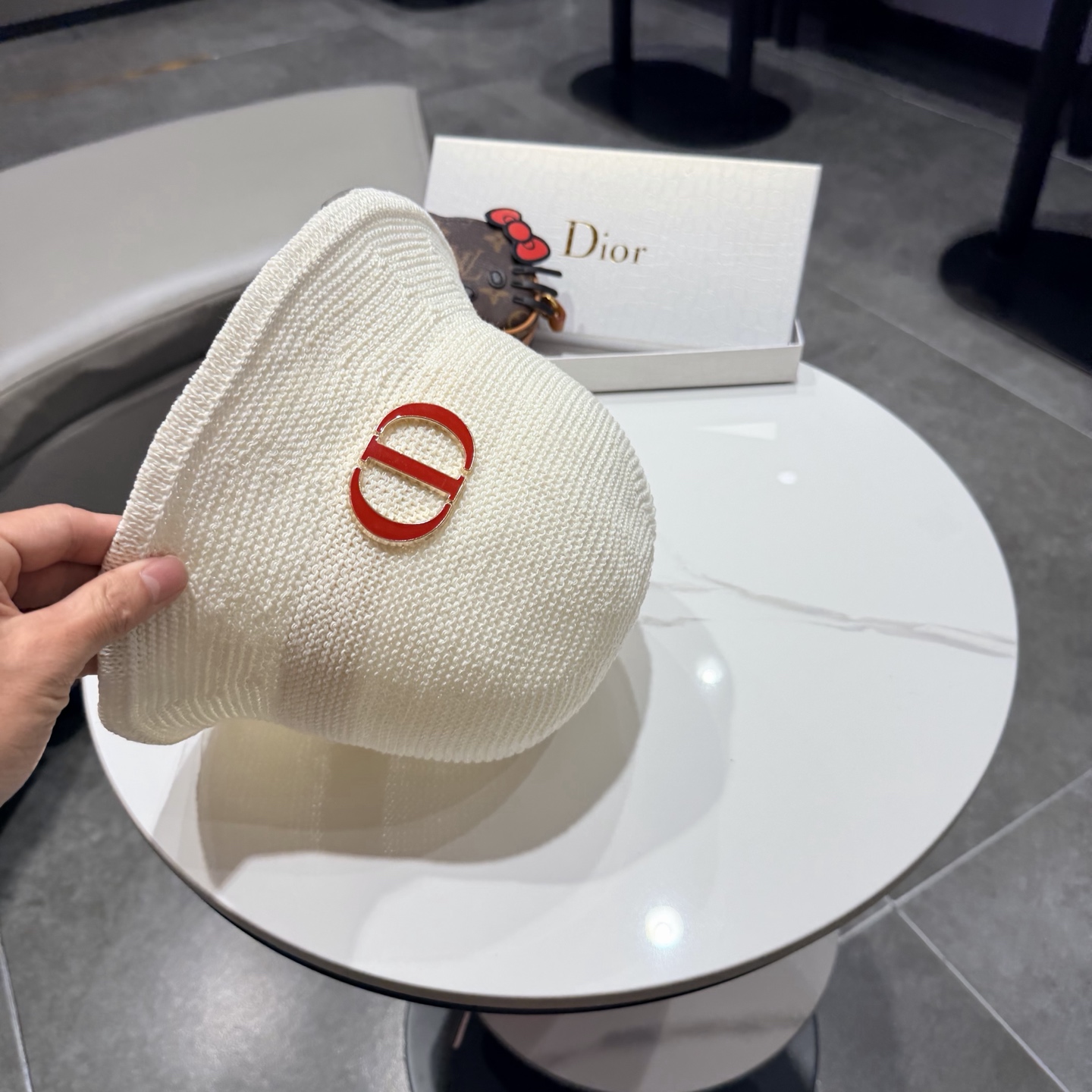 chapéu dior — photo 7