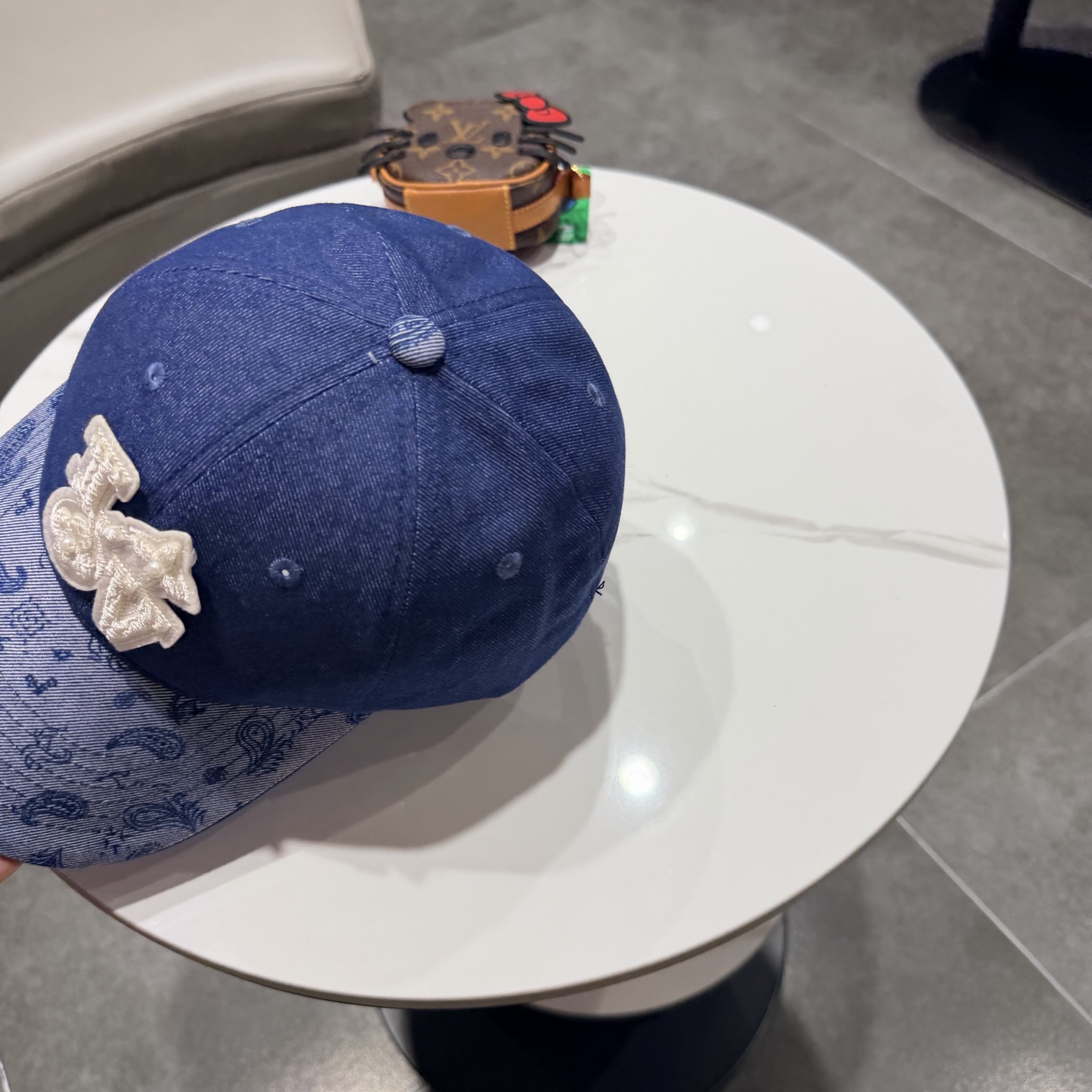 Chapeau Louis Vuitton New LV — photo 4