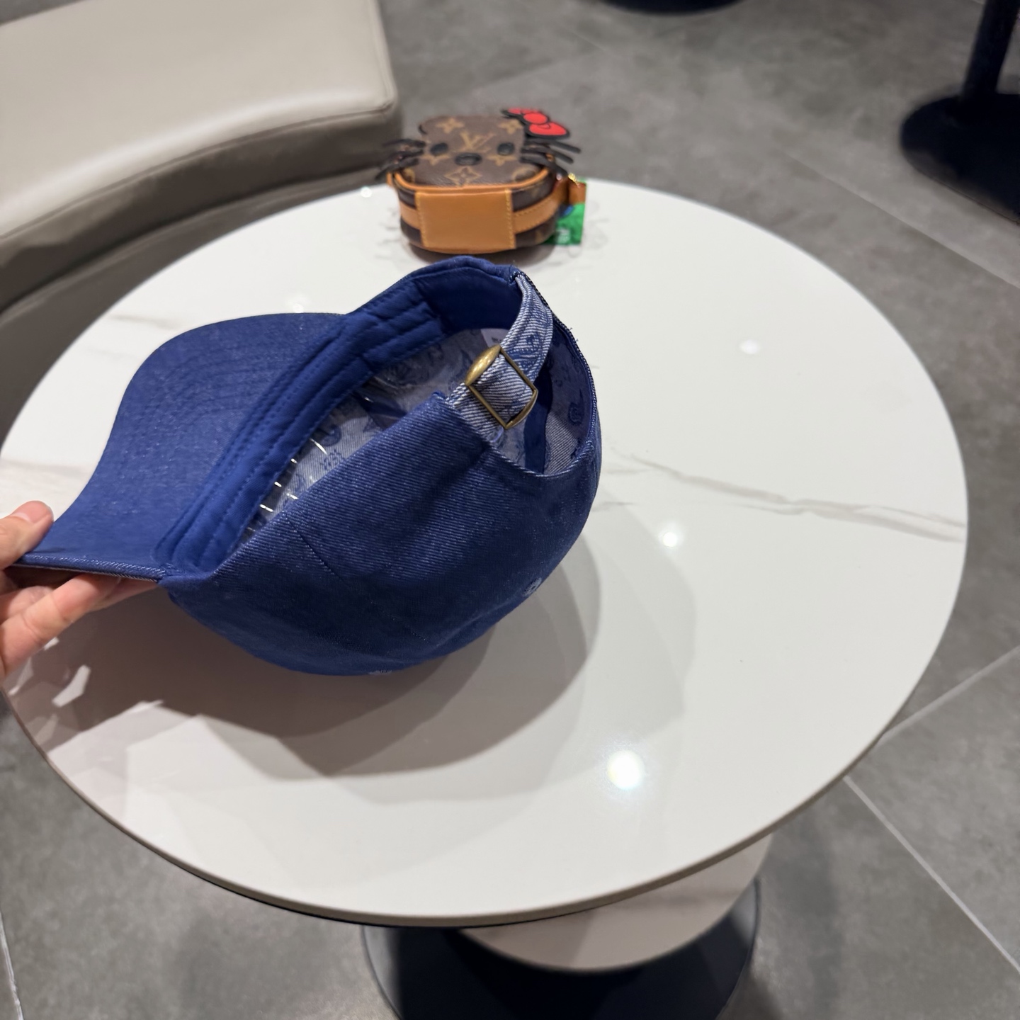 Chapeau Louis Vuitton New LV — photo 7