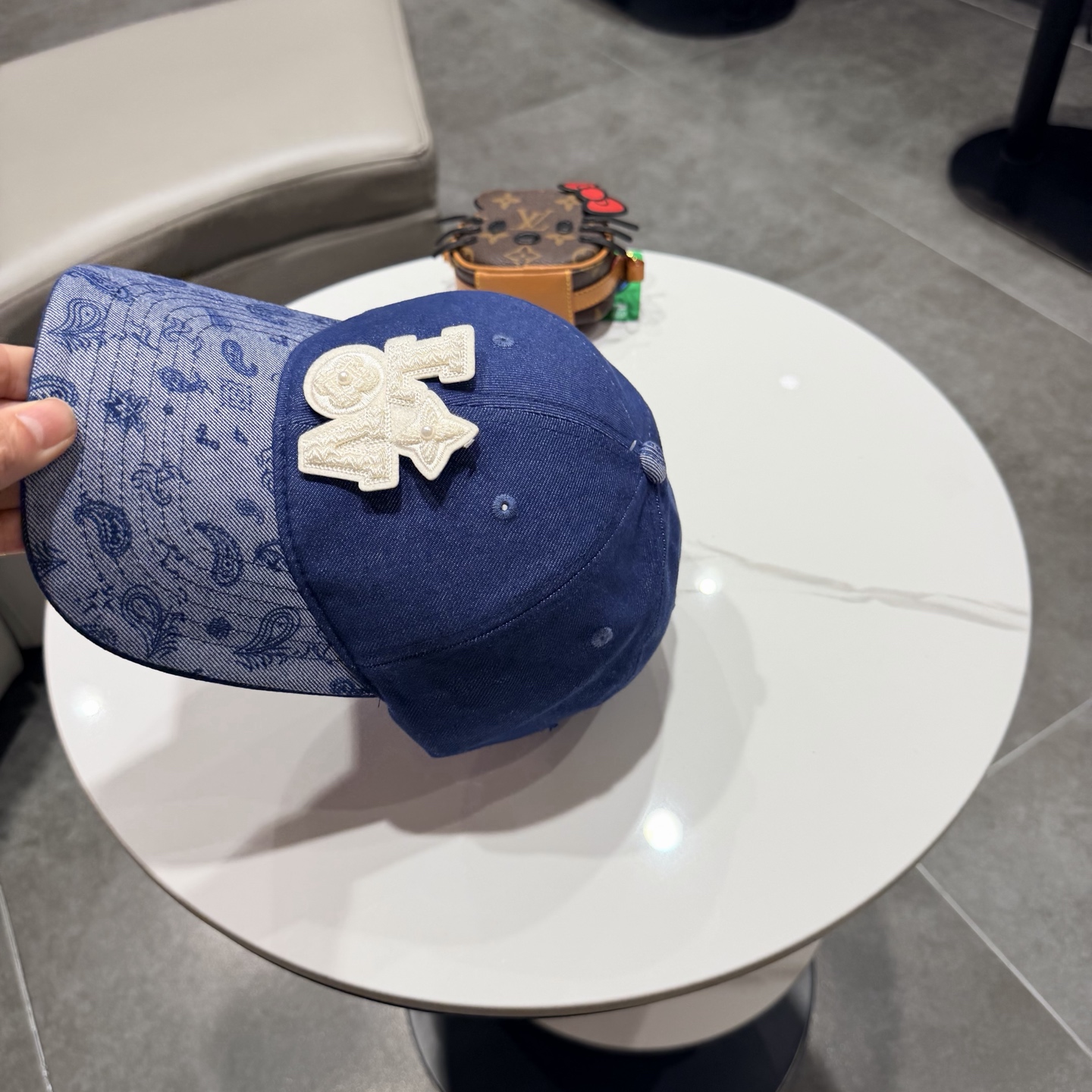 Chapeau Louis Vuitton New LV — photo 6