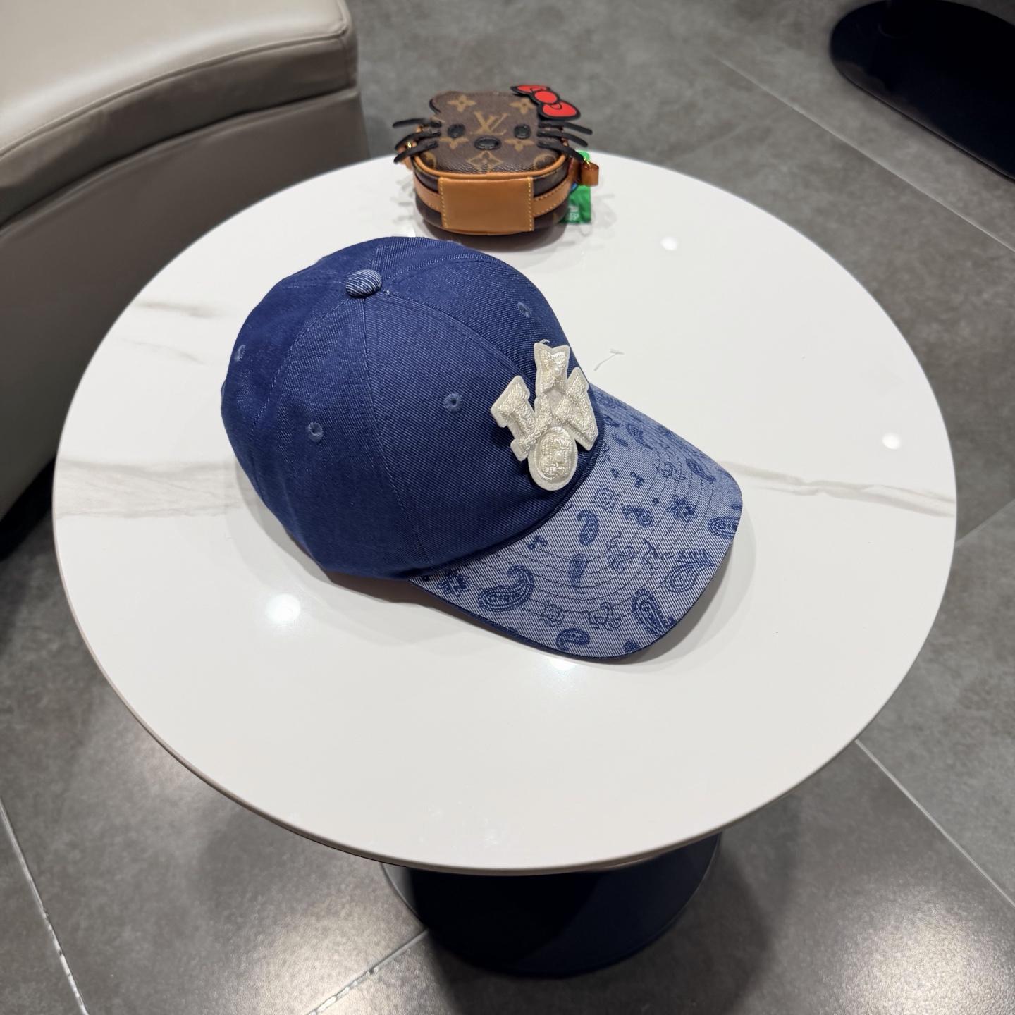 Chapeau Louis Vuitton New LV — photo 2